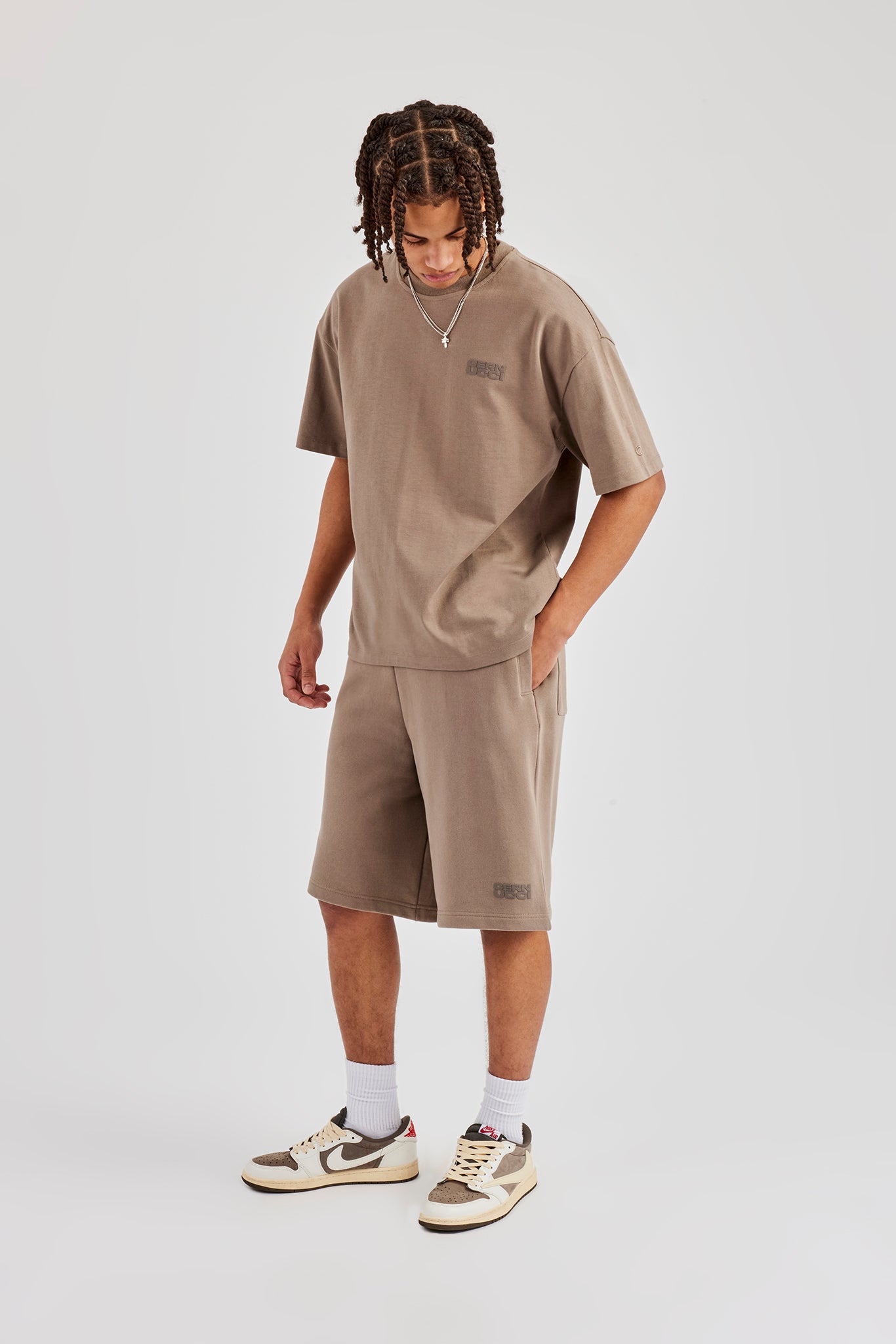 Washed Cernucci Print T-Shirt & Jersey Jort - Taupe