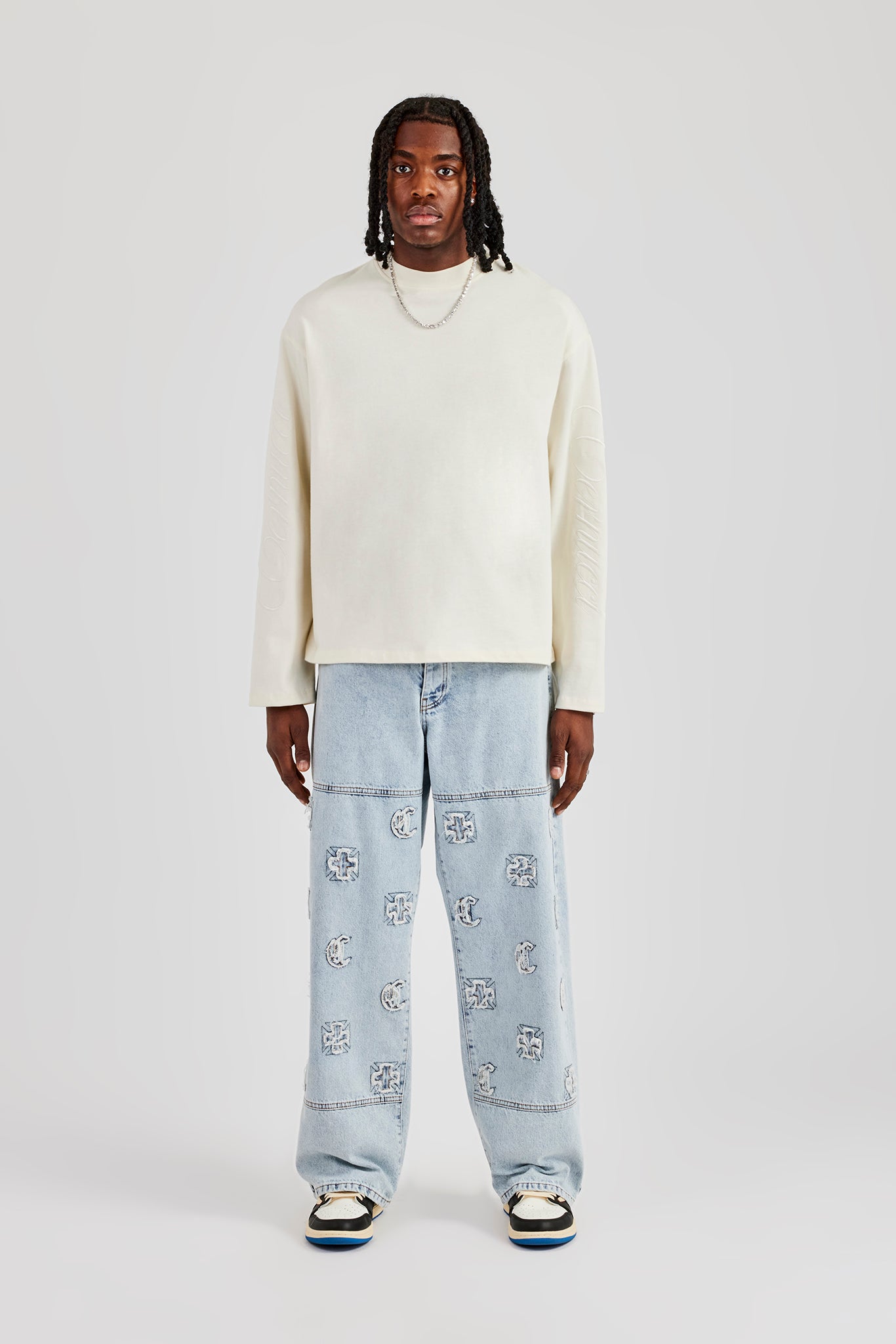 Baggy Fit Jeans mit geätztem Motiv - Hellblau