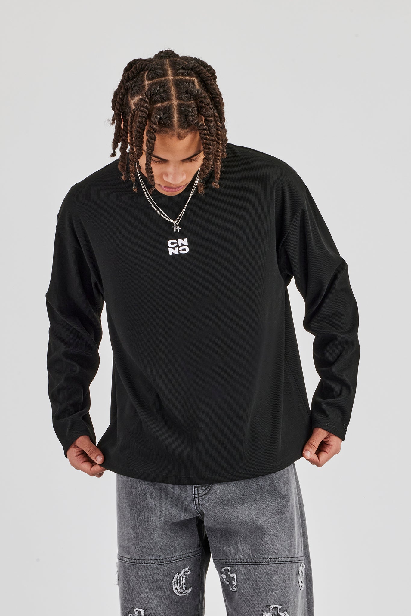 Ribbed Long Sleeve Embroidered T-Shirt - Black
