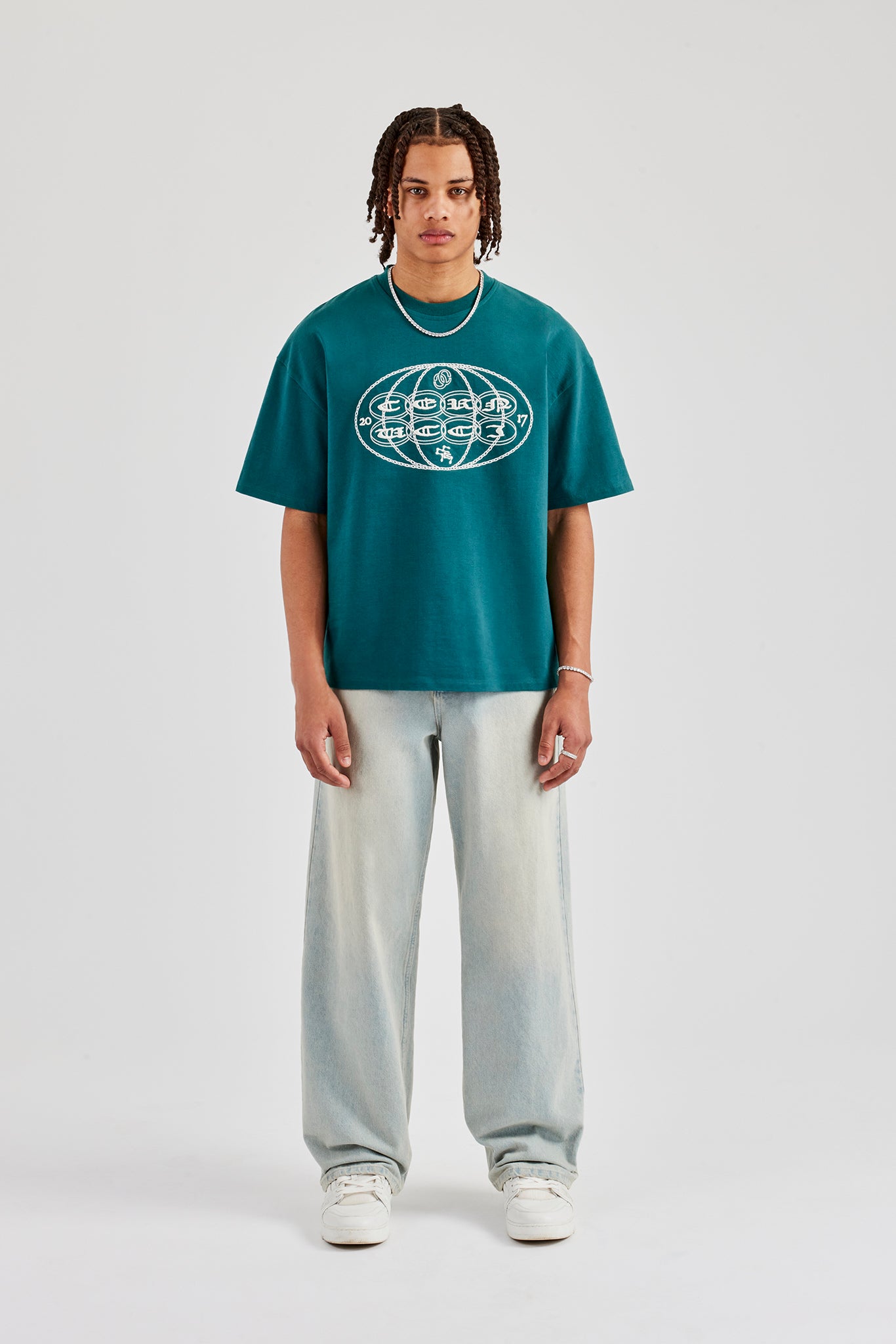 T-Shirt mit CC-Kette im Boxy Fit - Grün