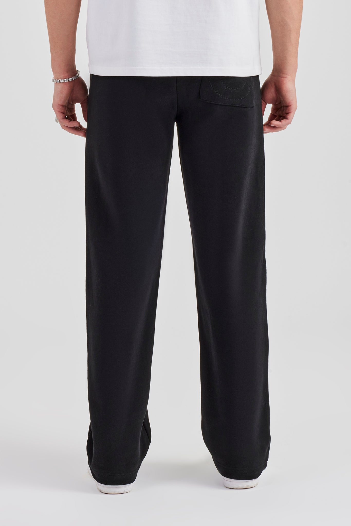 Straight Leg Jogger - Black