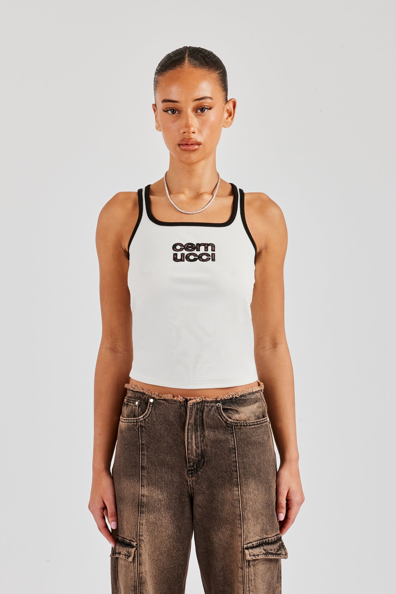 Geripptes Trägertop mit Leoparden-Applikation - Weiß