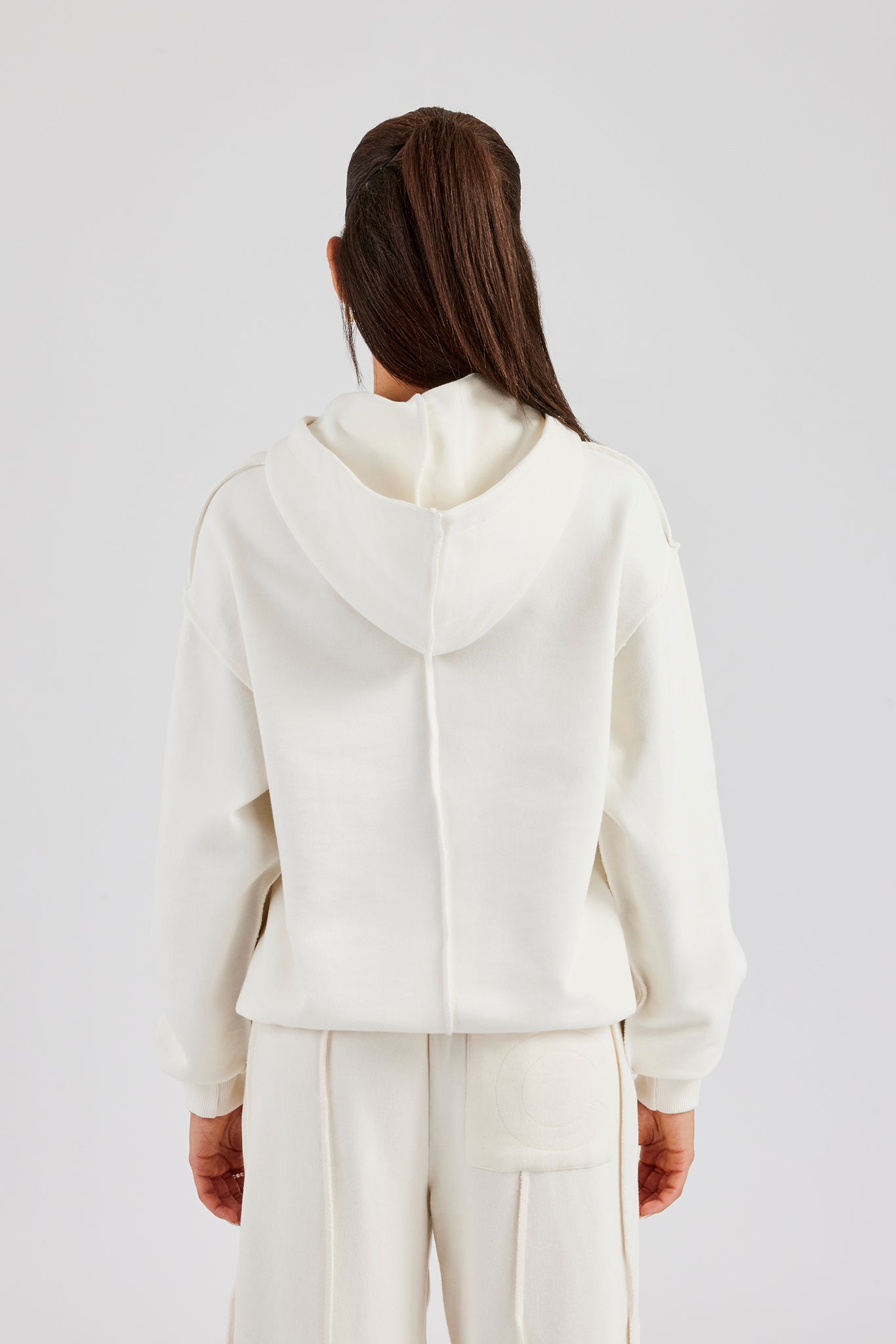Oversize-Kapuzenpullover mit Overlock-Muster - Off White