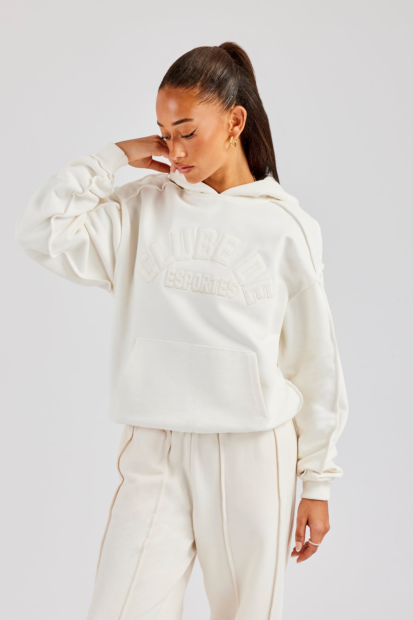 Oversize-Kapuzenpullover mit Overlock-Muster - Off White