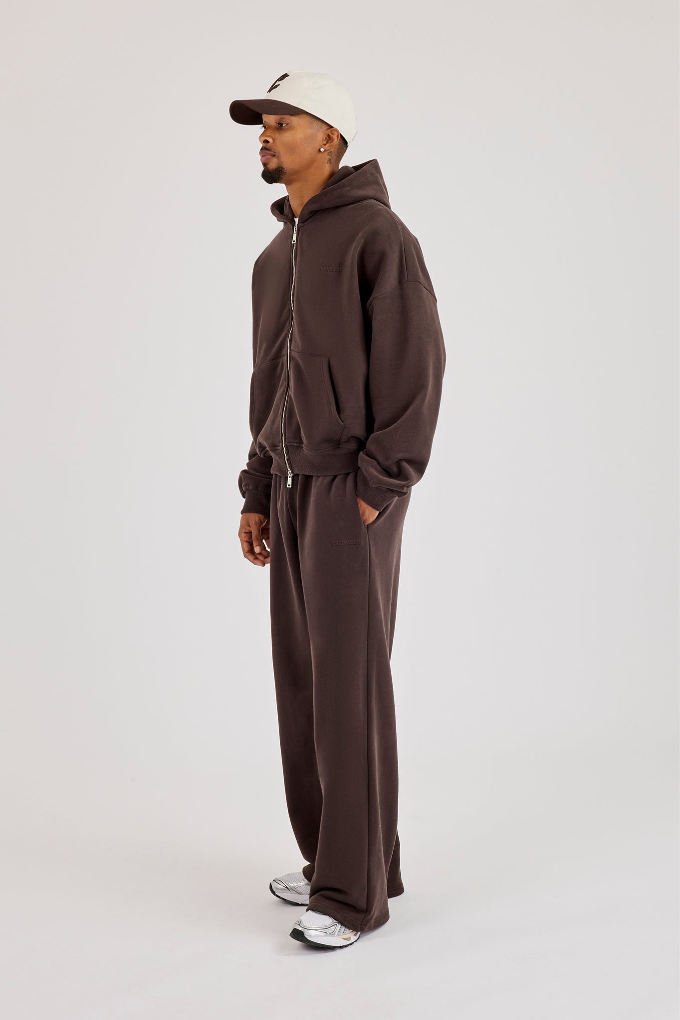 Zip-Through Boxy Hoodie & Baggy Fit Jogger – Coffee