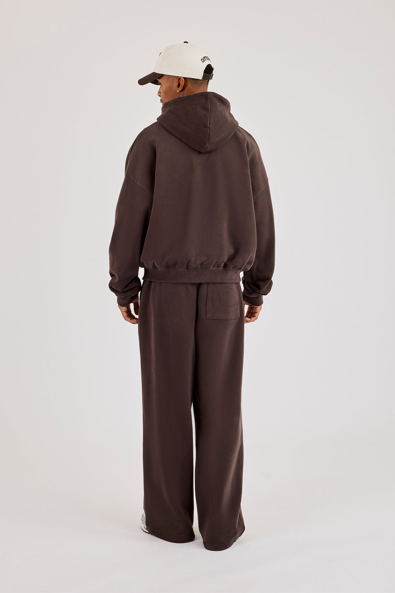 Zip-Through Boxy Hoodie & Baggy Fit Jogger – Coffee
