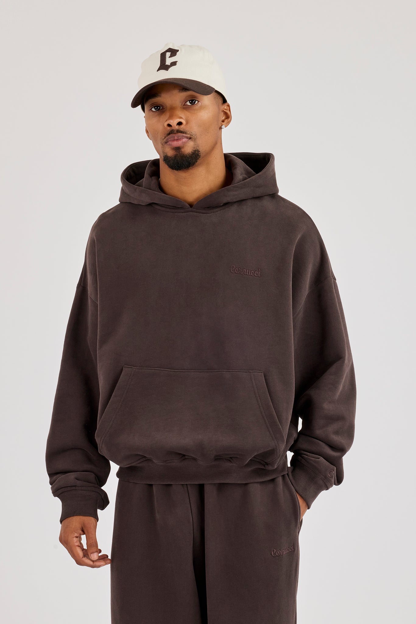 Boxy Hoodie für Herren - Kaffee