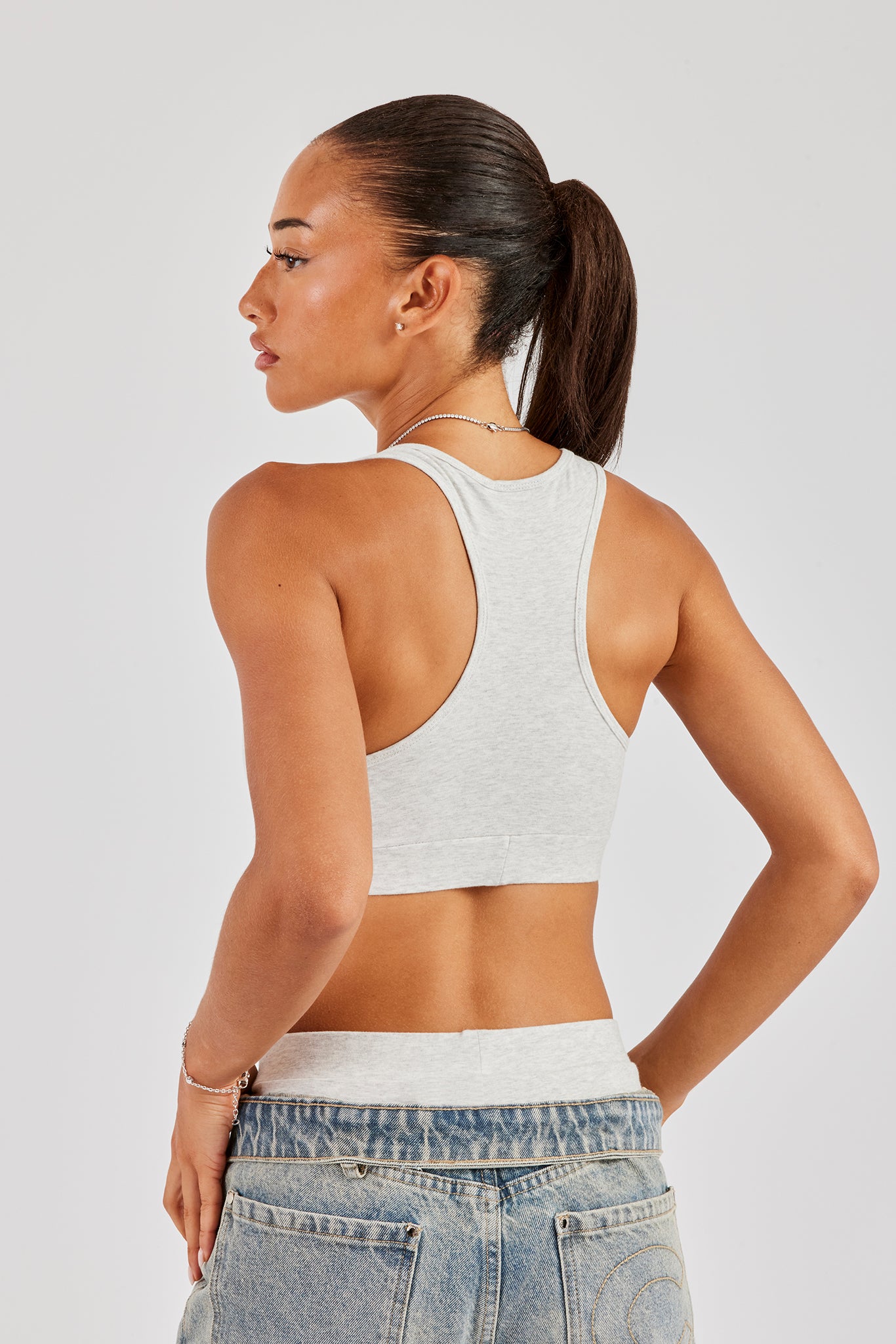 Racerback-Bralette – Aschgrau