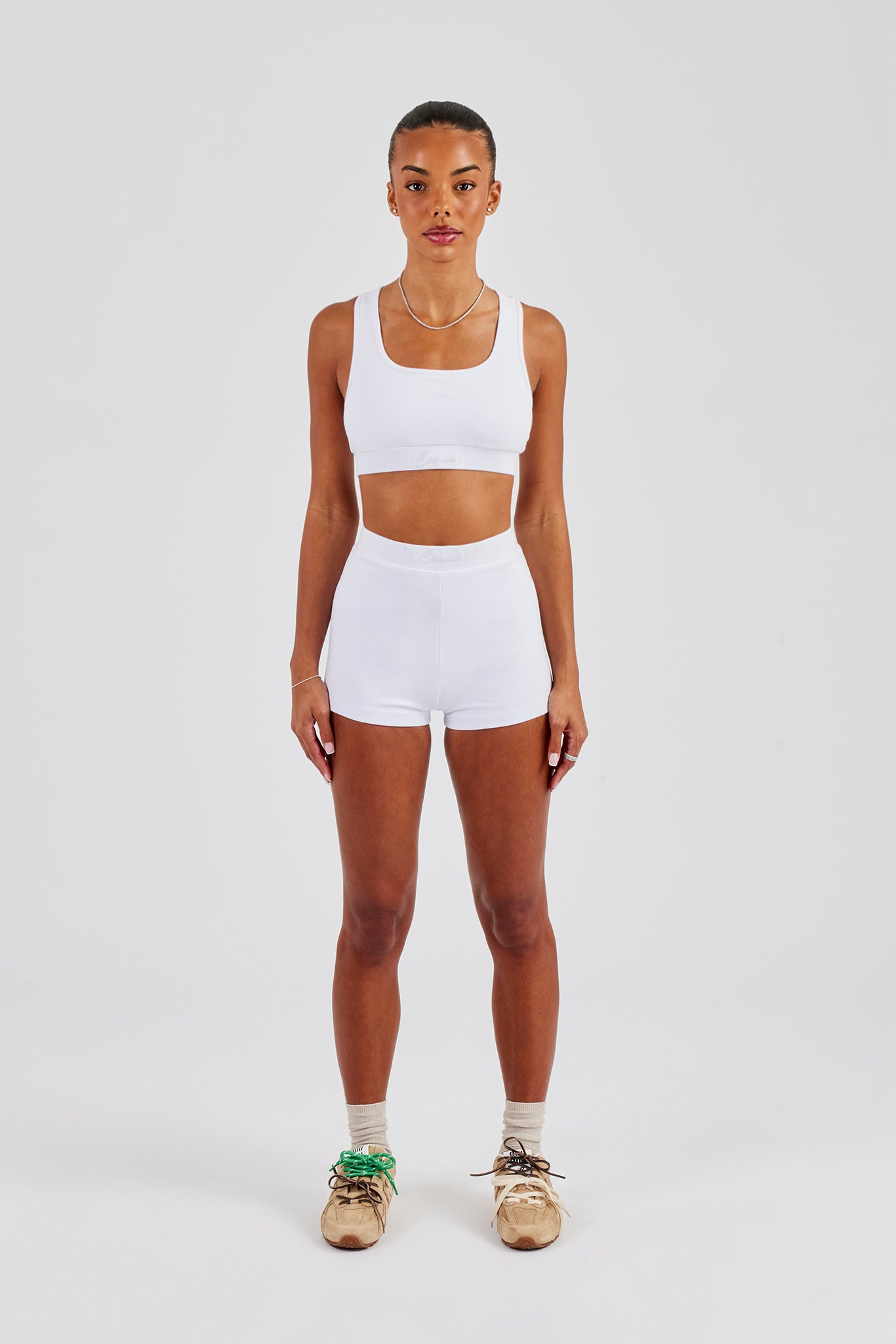 Racerback-Bralette und Jersey-Boxershorts – Weiß