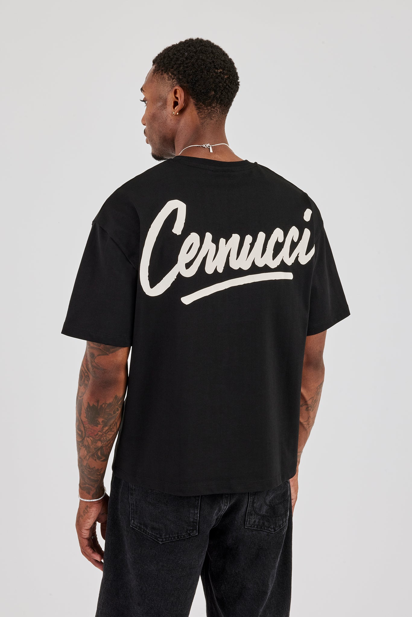 Cernucci T-Shirt mit Schriftzug auf der Rückseite - Schwarz