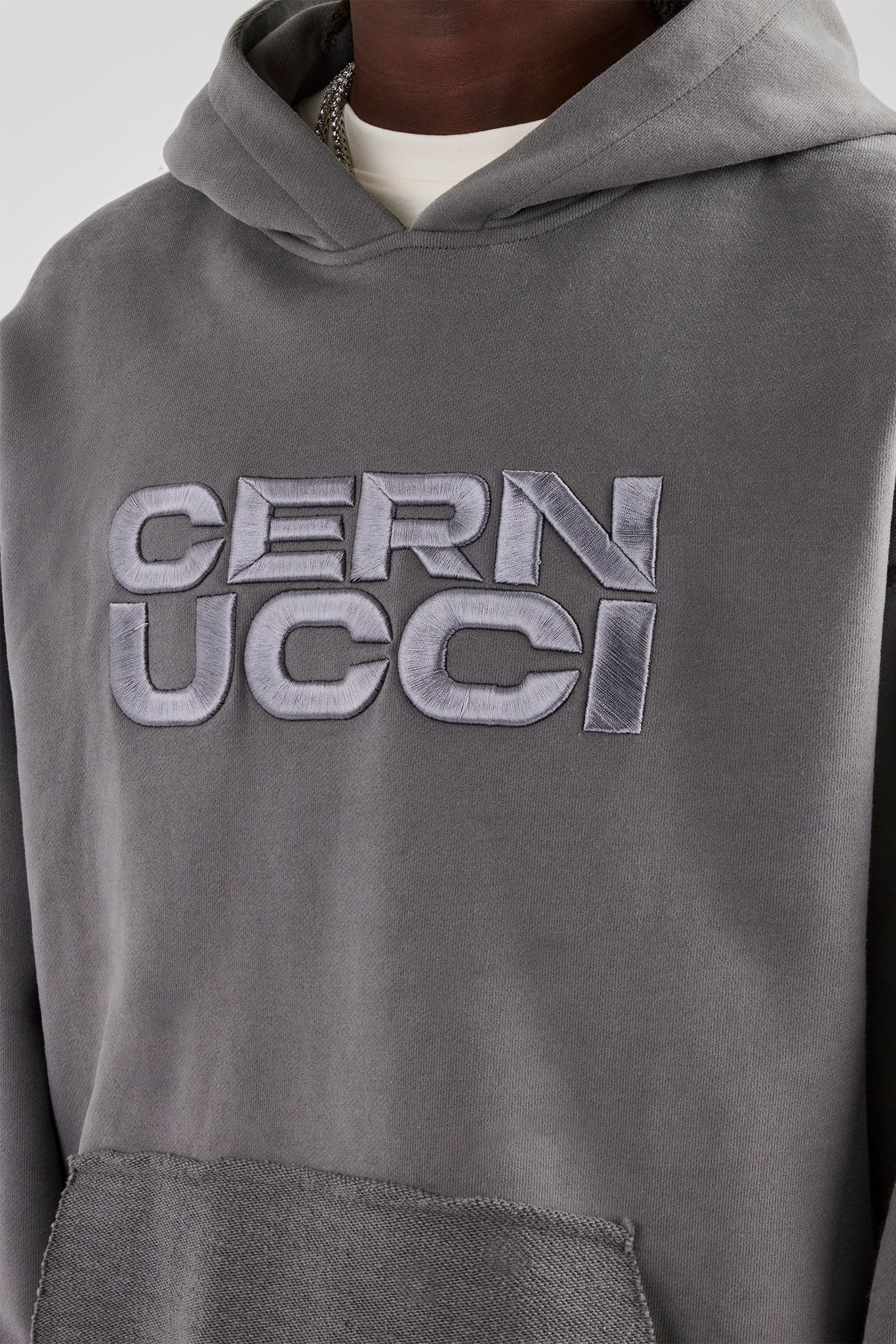 Oversize-Hoodie mit verwaschener Stickerei