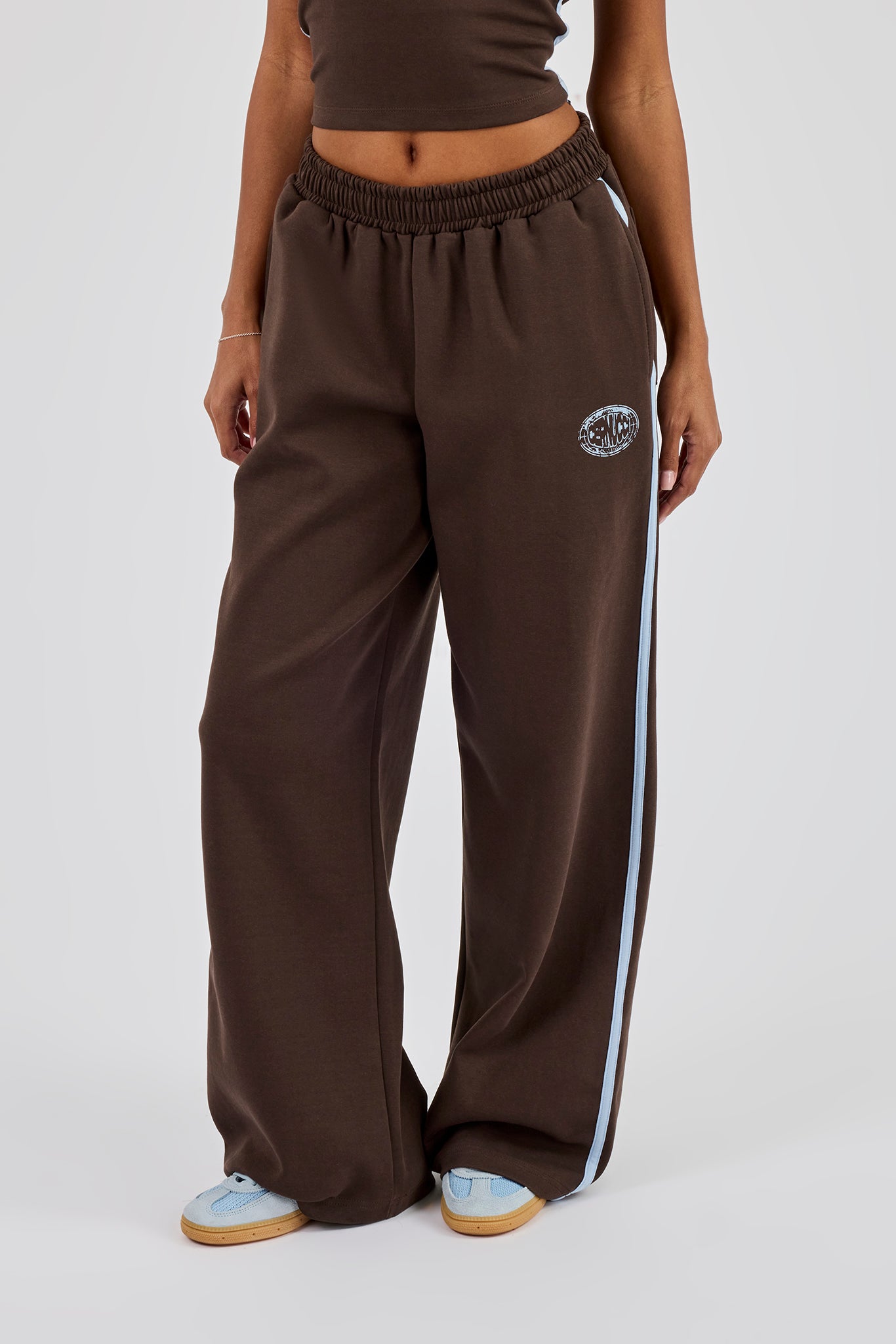 Washed Wide Leg Jogger With Print - Dark Brown