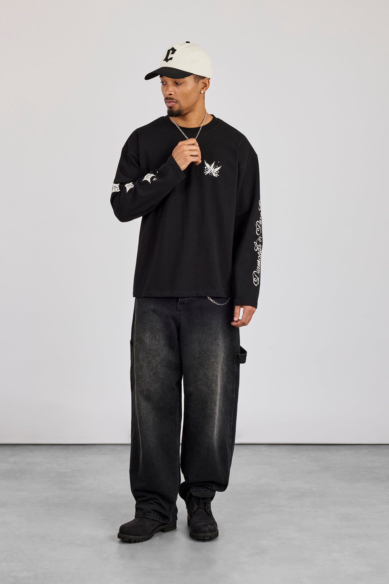 Long Sleeve Diamonds In Paradise T-Shirt - Black