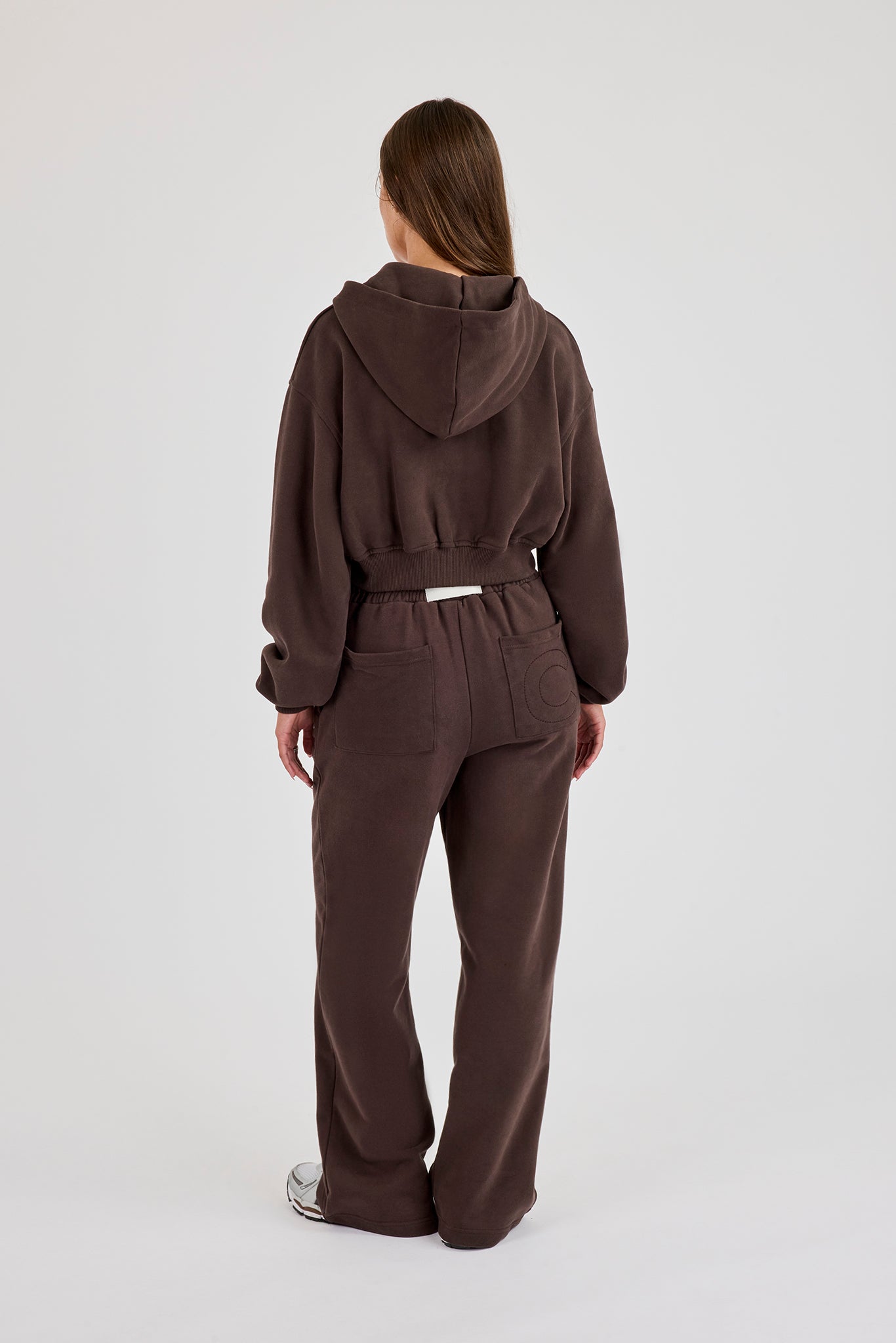 Cernucci Puff Applique Cropped Zip Hoodie & Wide Leg Jogger - Chocolate