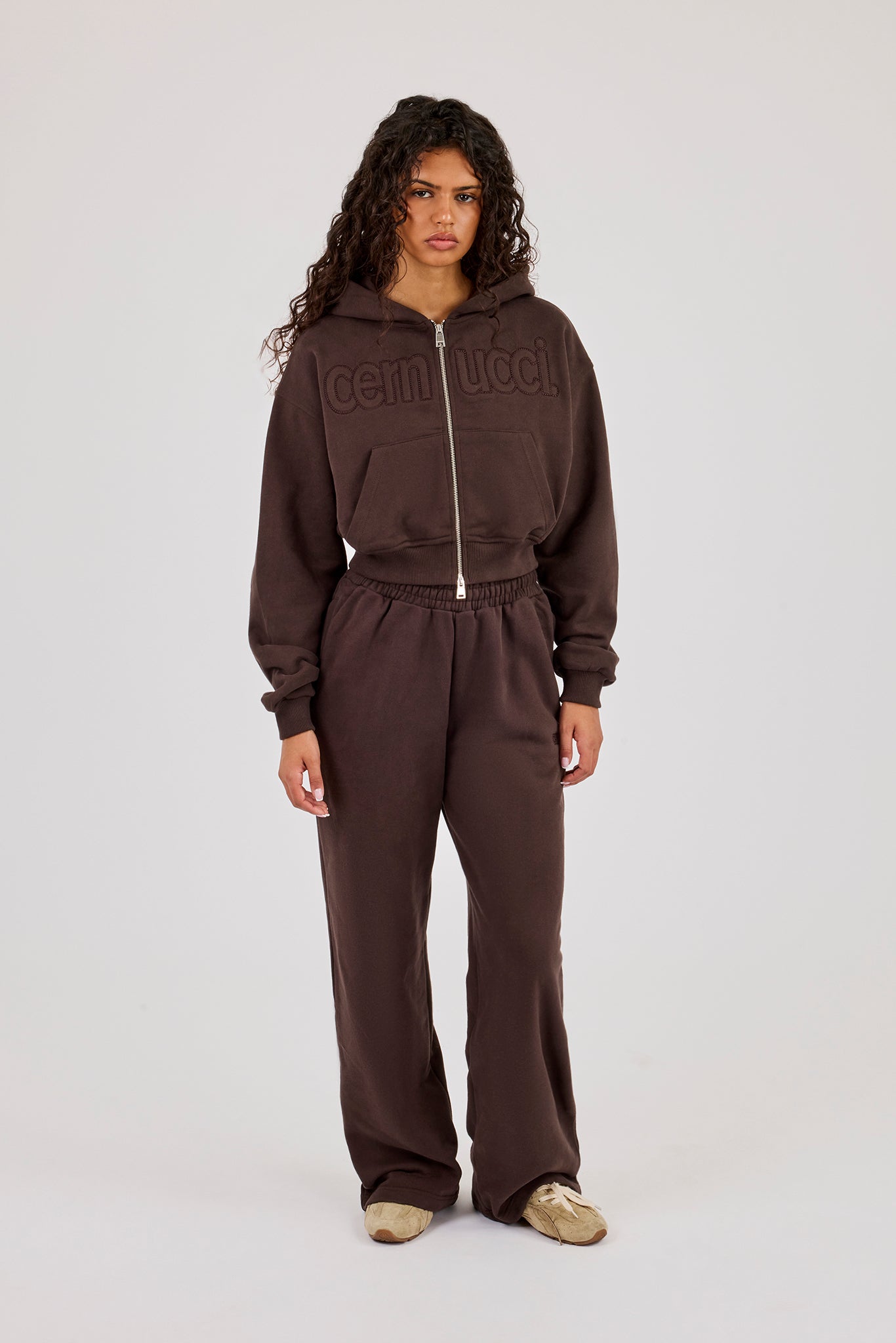 Cernucci Puff Applique Cropped Zip Hoodie & Wide Leg Jogger - Chocolate