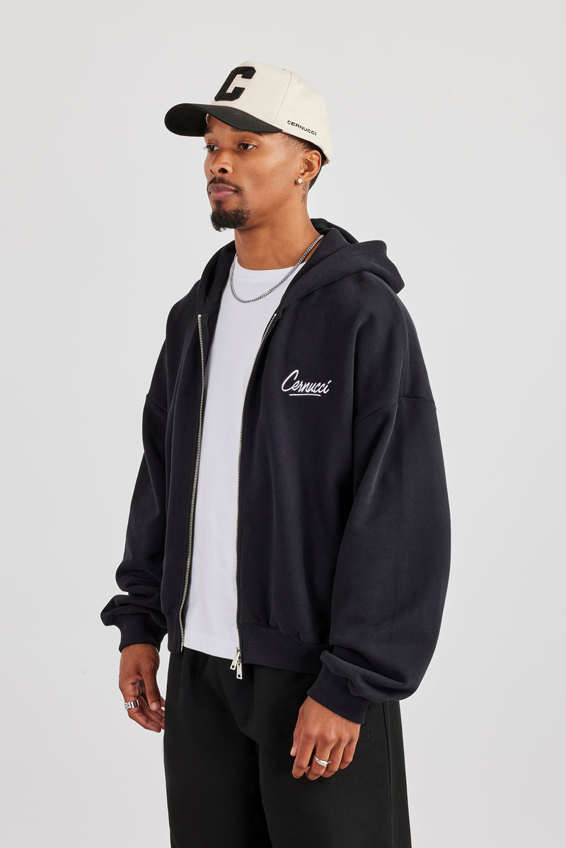 Cernucci Script Boxy Zip Through Hoodie – Schwarz
