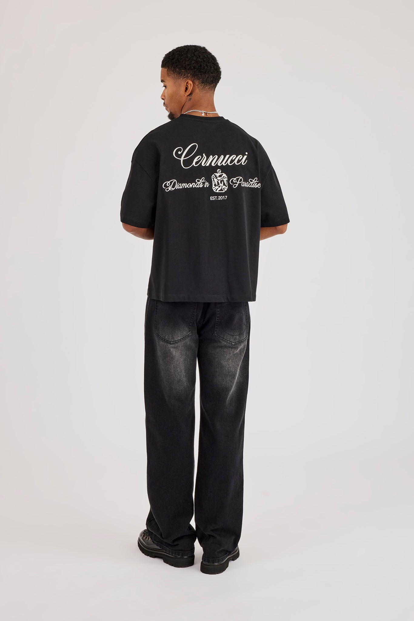 Cernucci Diamonds Embroidered Boxy T-Shirt - Black