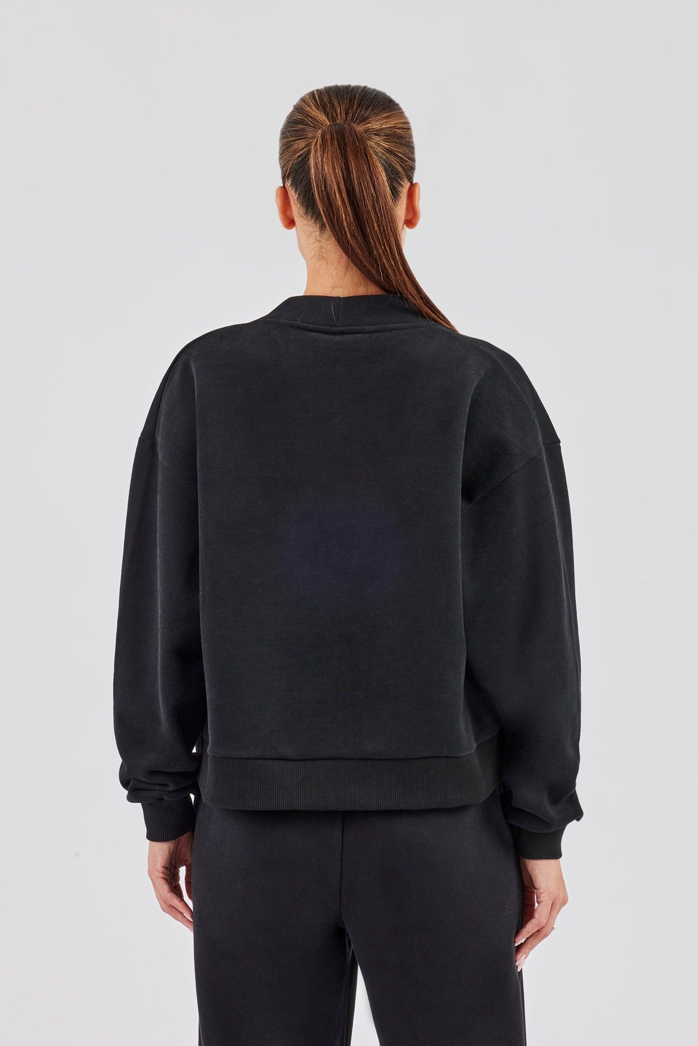 Kastenförmiger Jersey-Cardigan und Jogginghose mit weitem Bein - Schwarz