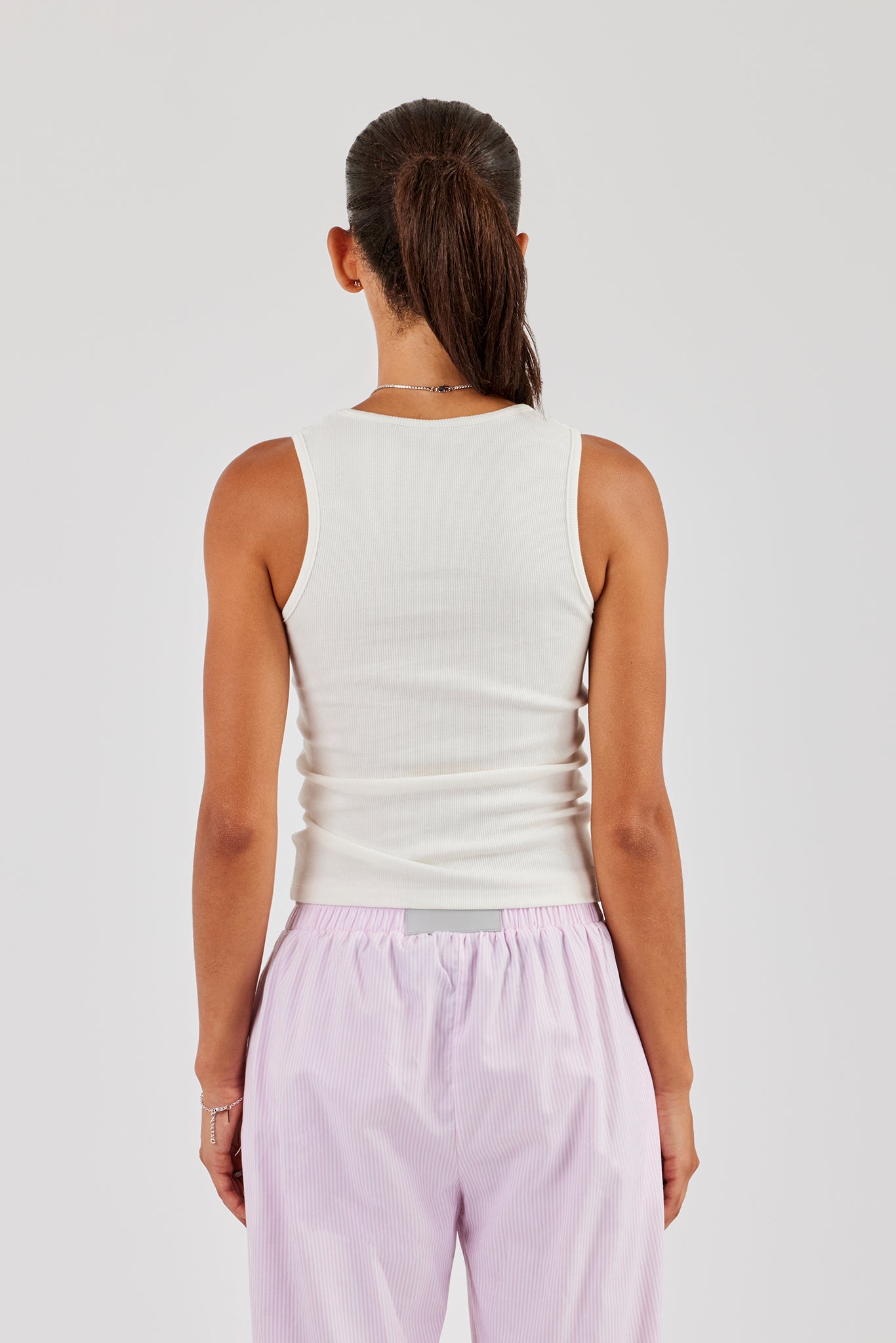 Scoop Neck Embroidered Vest - White