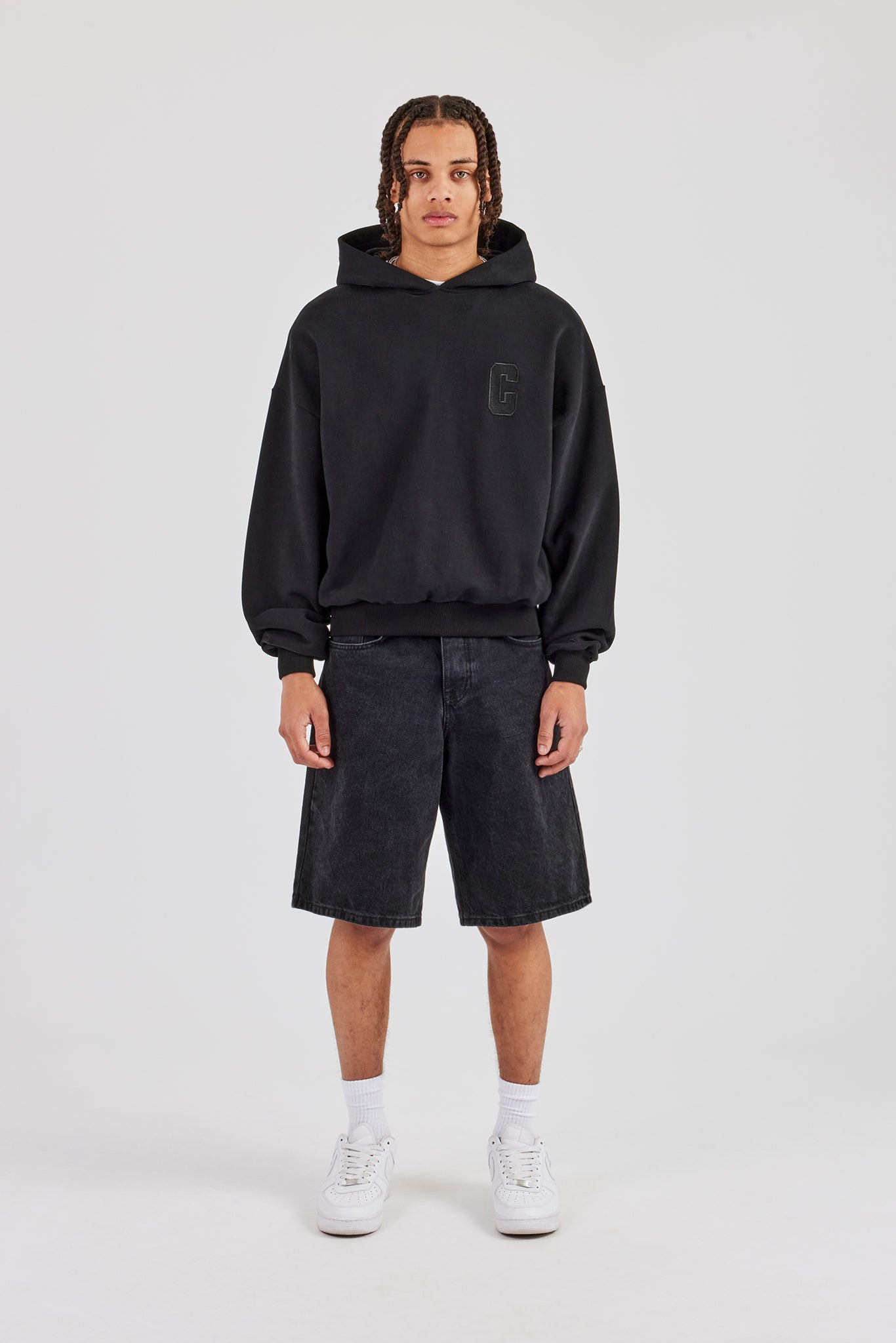 Embroidered C Boxy Hoodie & Jort - Black