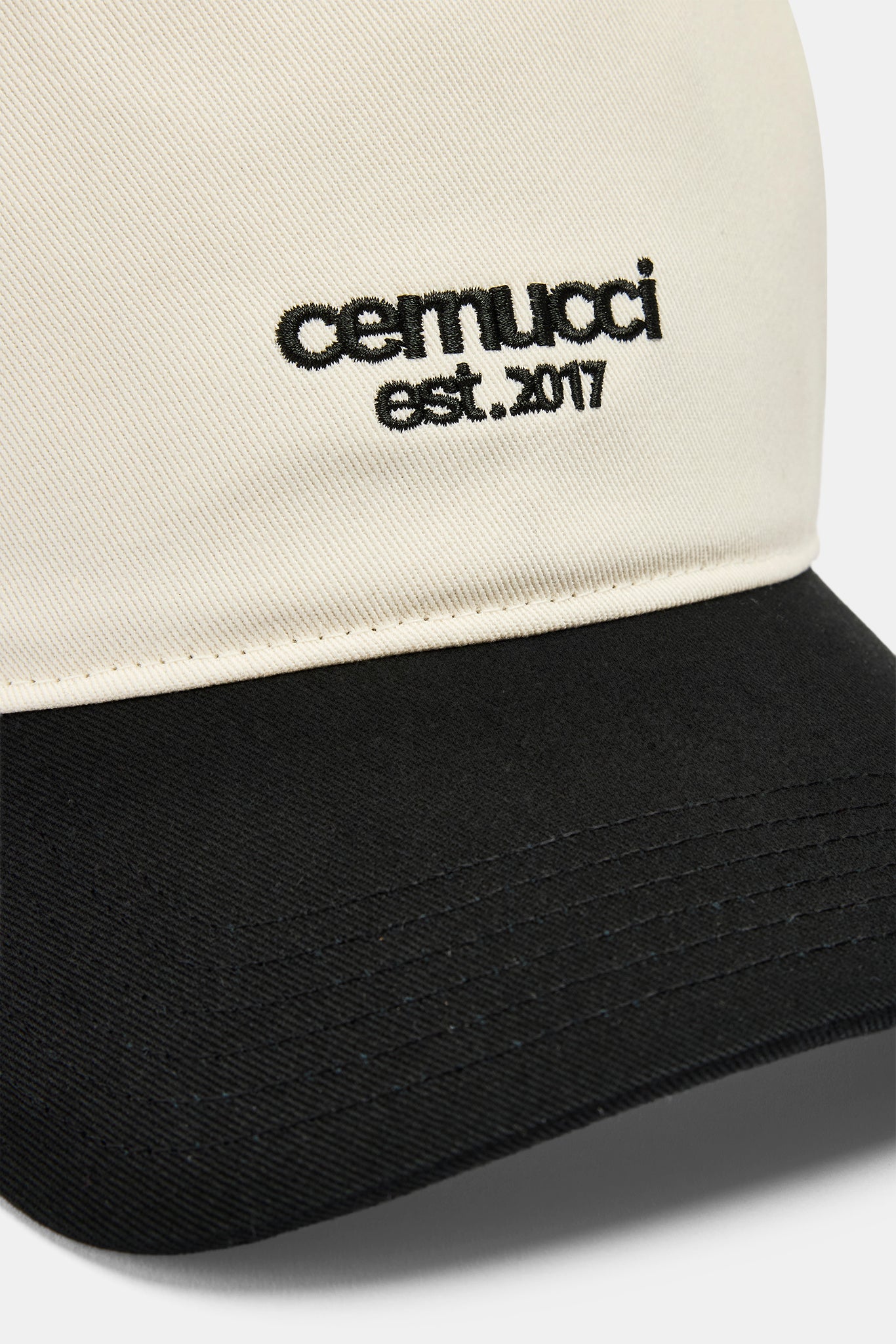Contrast Micro Logo Cap - Black