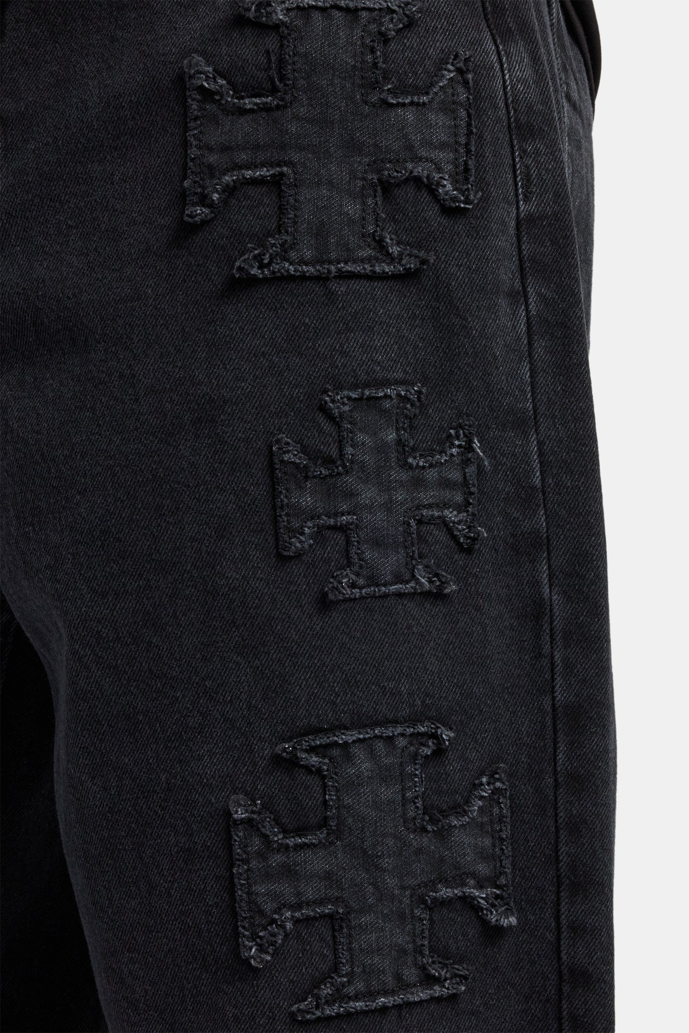 Raw Edge Applique Motif Jean - Washed Black