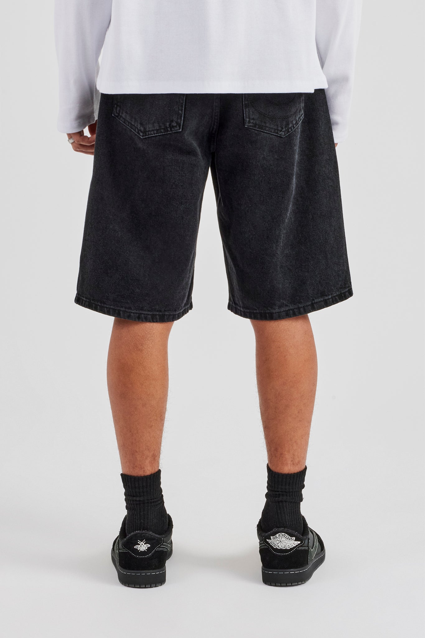 Raw Edge Applique Motif Jort - Washed Black