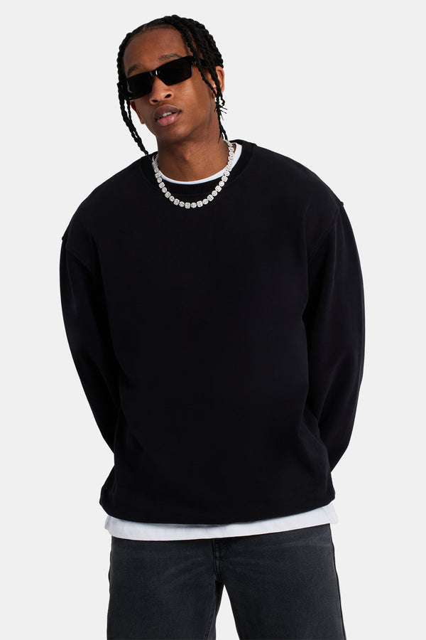 Male model wearing cernucci sweatshirt in washed black