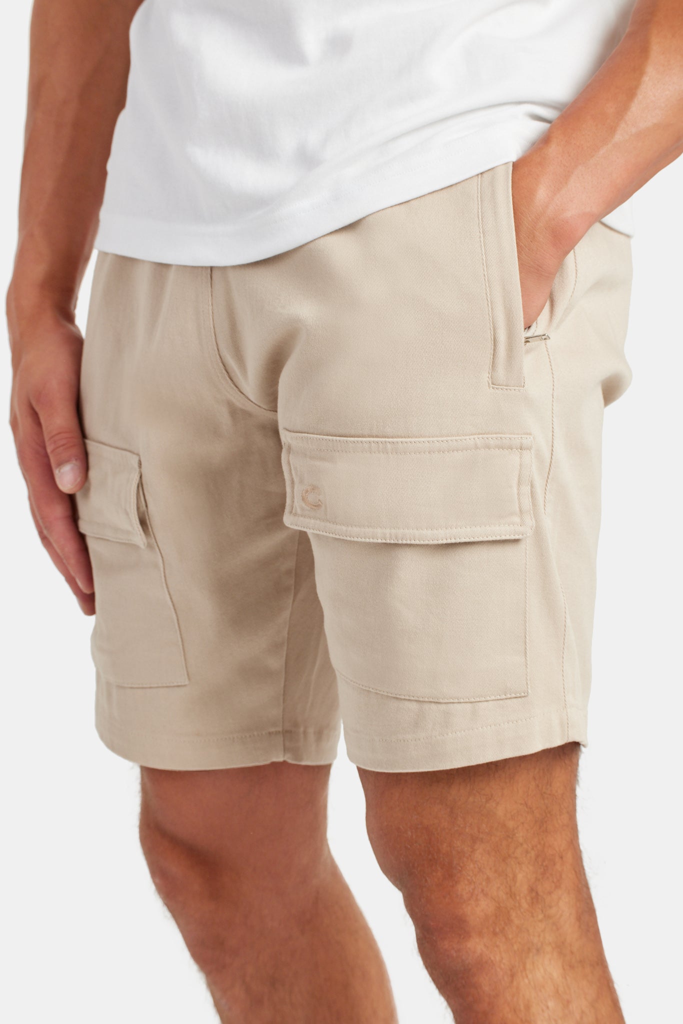 Cargo-Shorts mit Fronttasche - Beige 