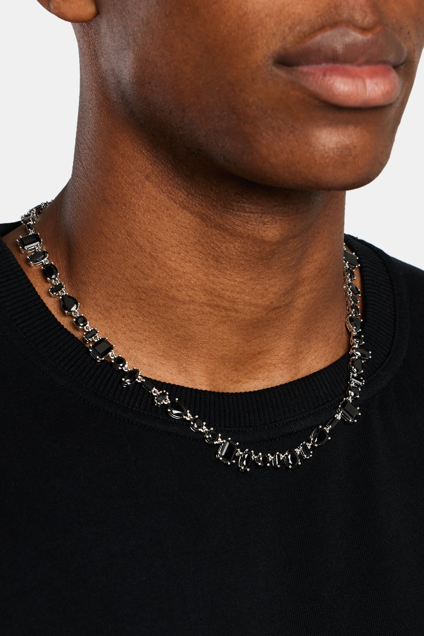 10 mm Tenniskette mit eisschwarzen Zirkoniasteinen in gemischter Form