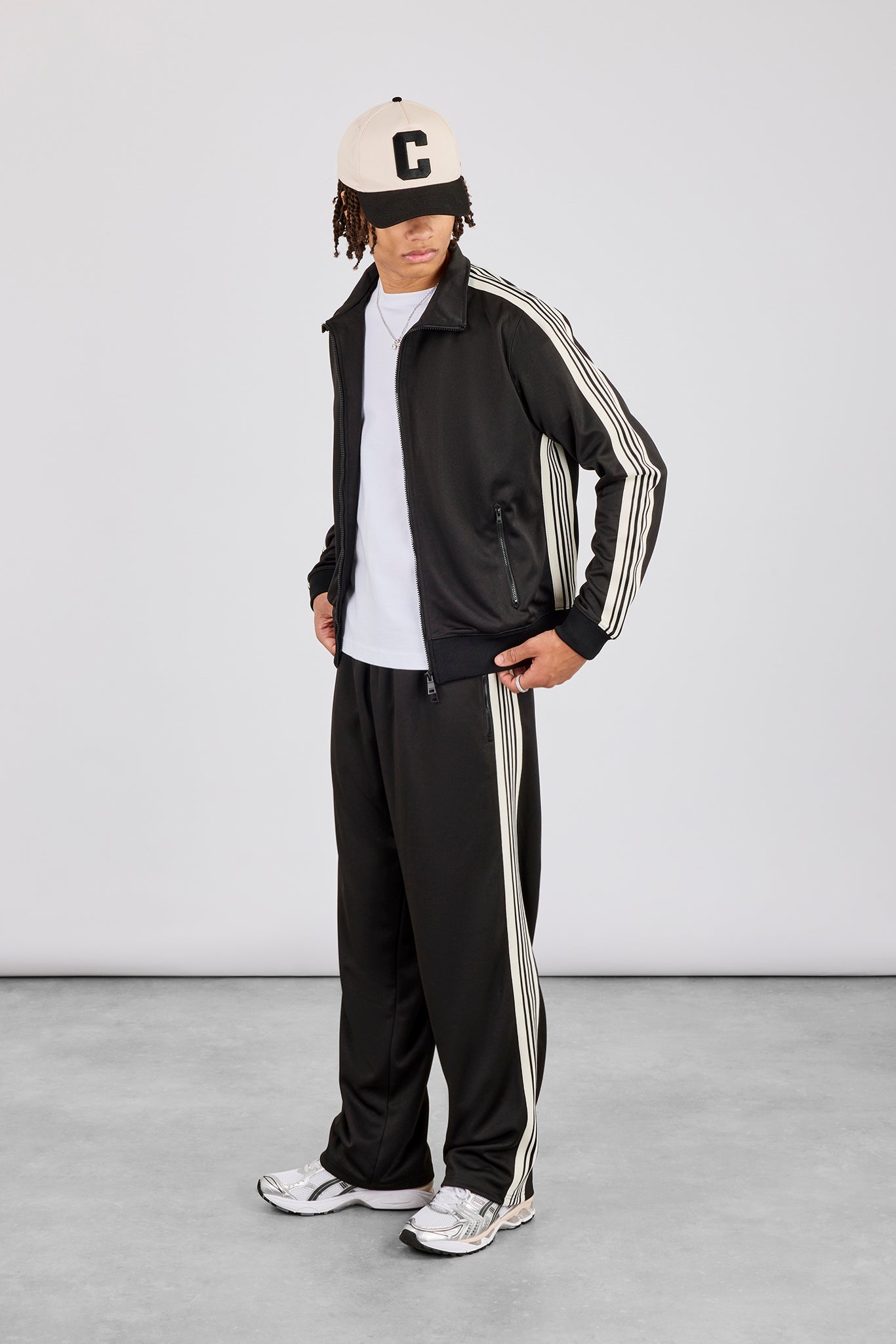 Men's Regular Poly Smooth Taping Track Top & Track Pant - Black