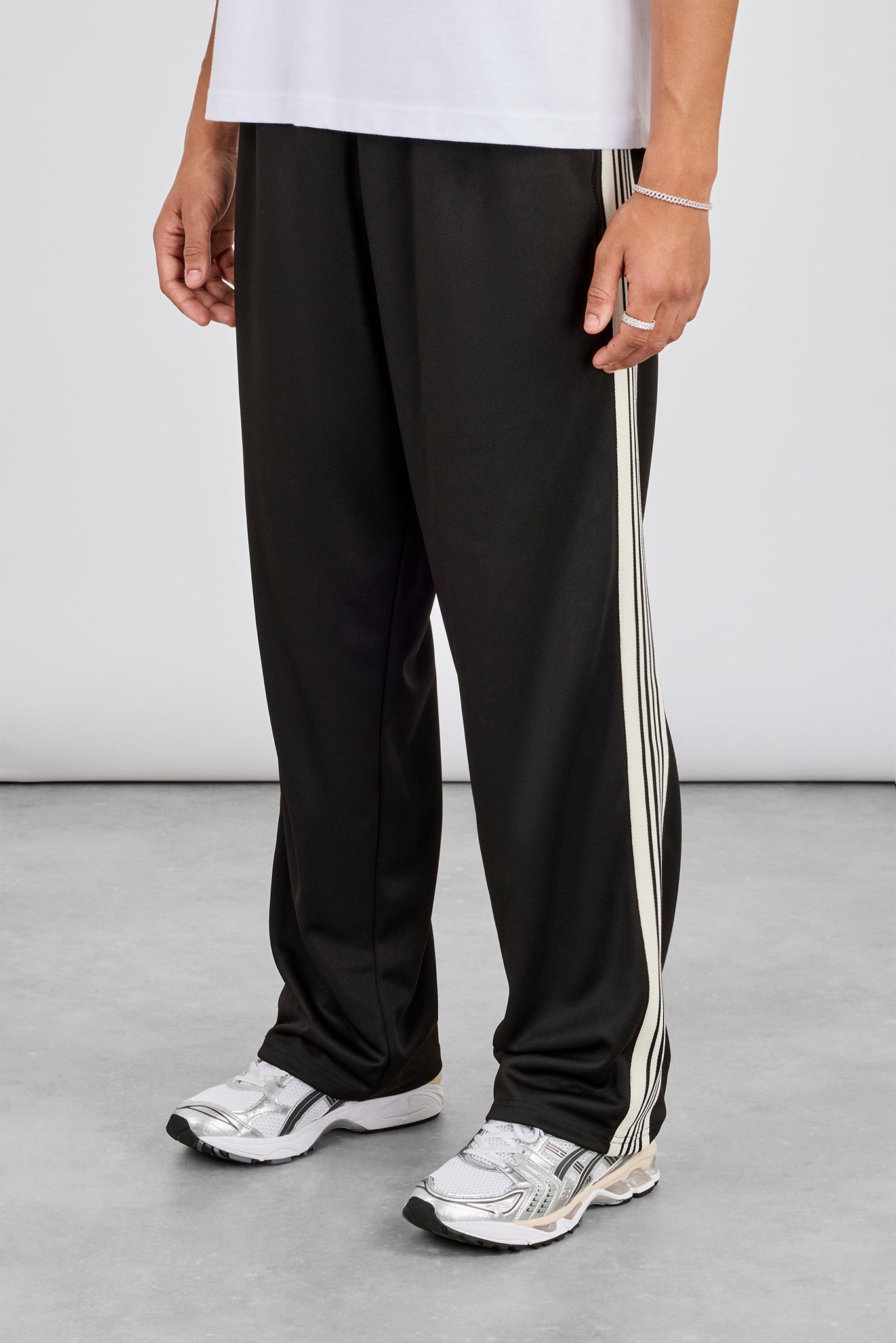 Mens Relaxed Poly Smooth Taping Track Pant - Black