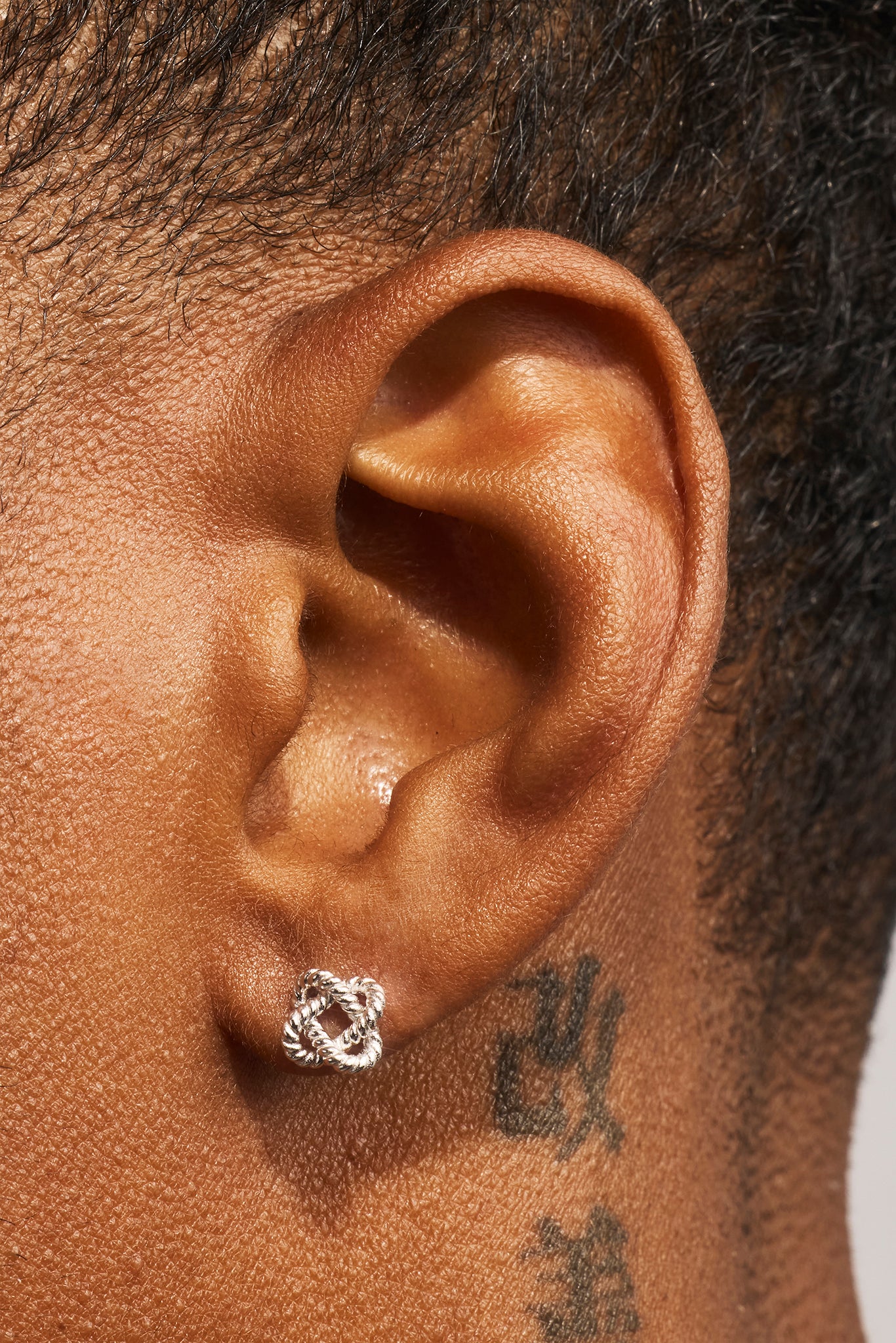 Polished Knot Rope Stud Earrings - 8mm - White