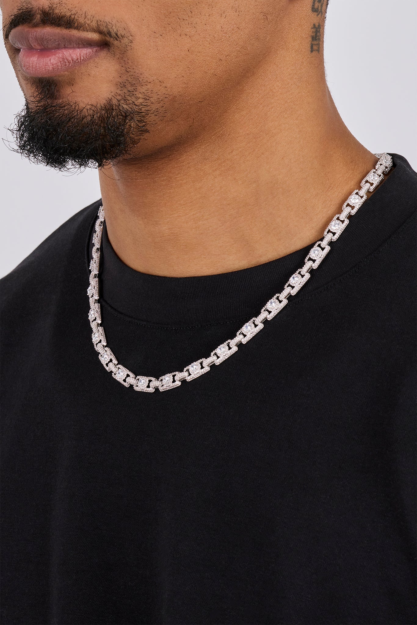 Quadratische Tenniskette mit Cluster-Mittelstein – 6 mm – Weiß