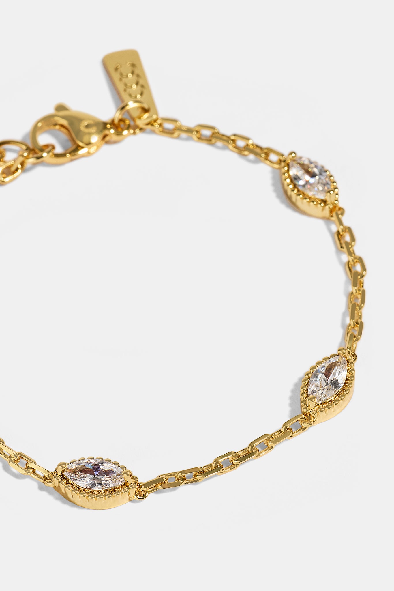 Rolo-Armband mit ovalem Eisstein – 6 mm – Gold