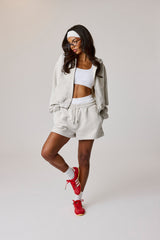 Cernucci Cropped Zip-Through Hoodie & Bestickte Shorts – Aschgrau