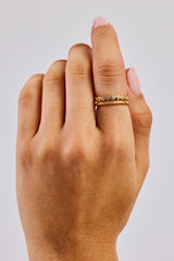 Doppelreihiger Herz-Tennisring – 5 mm – Gold