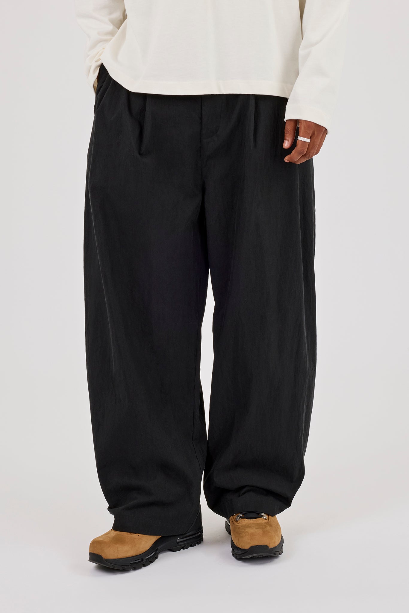 Barrel Leg Trouser - Black