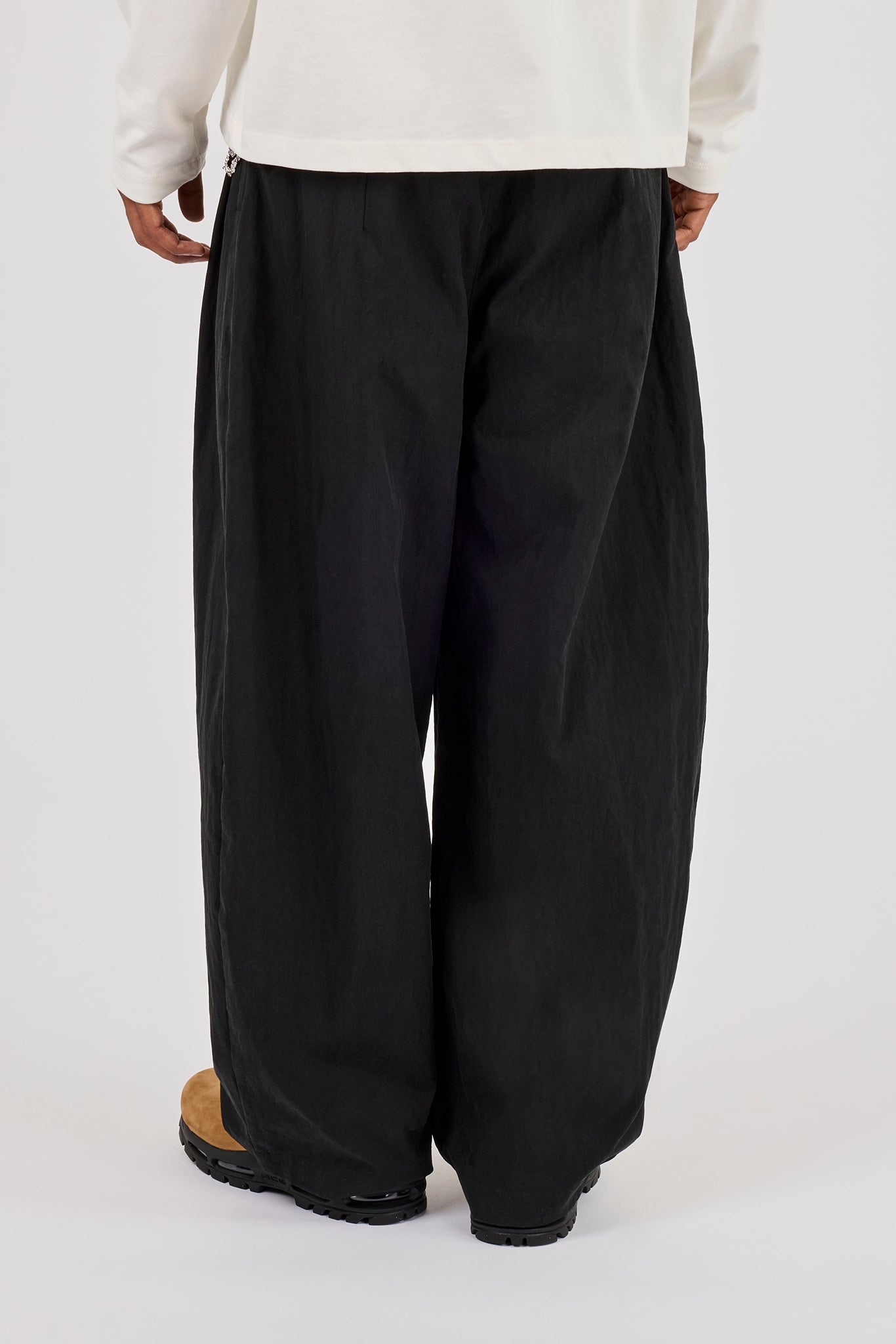 Barrel Leg Trouser - Black