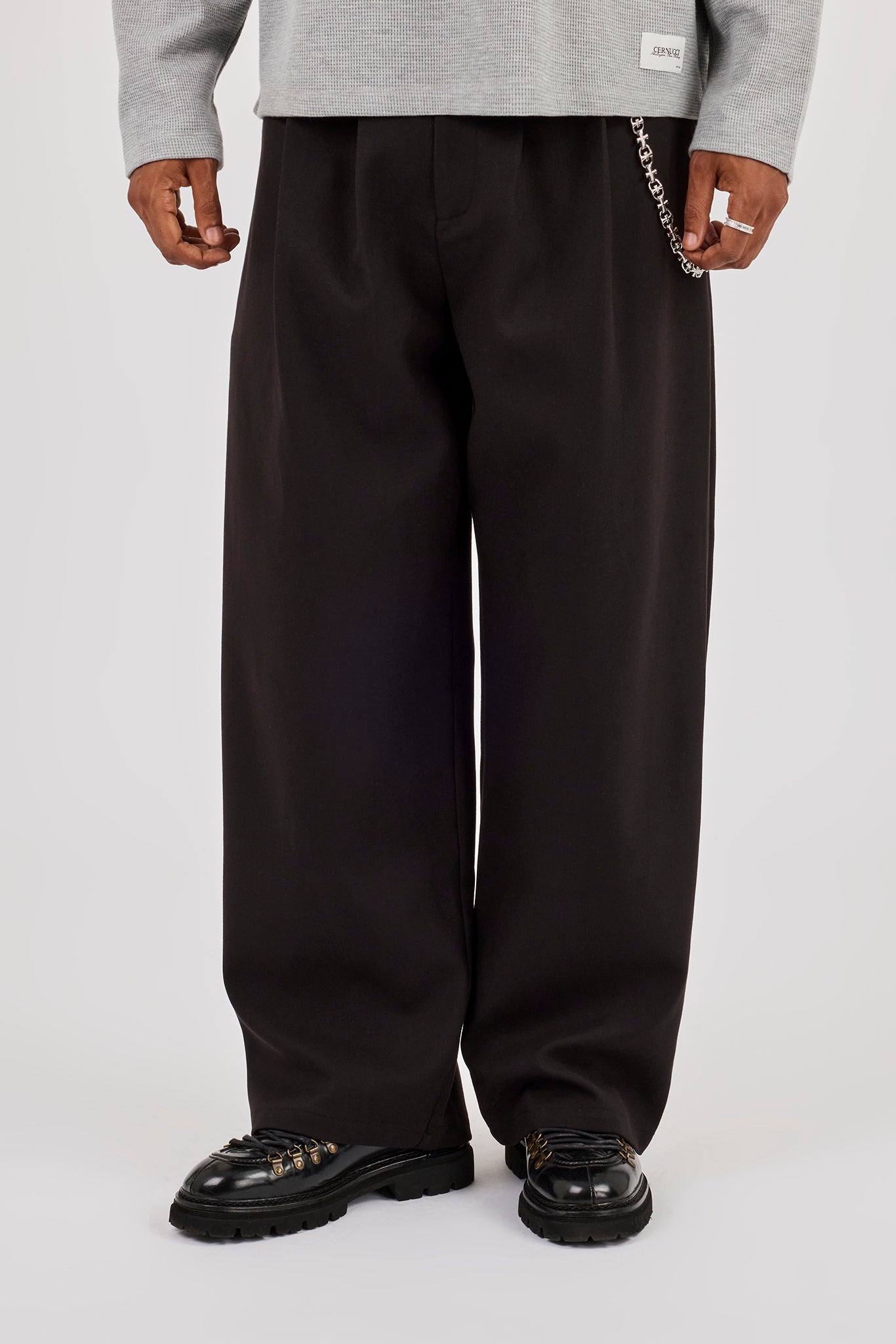 Wide Leg Tailored Trouser & 10mm Polished Multi Cross Jean Chain - Black