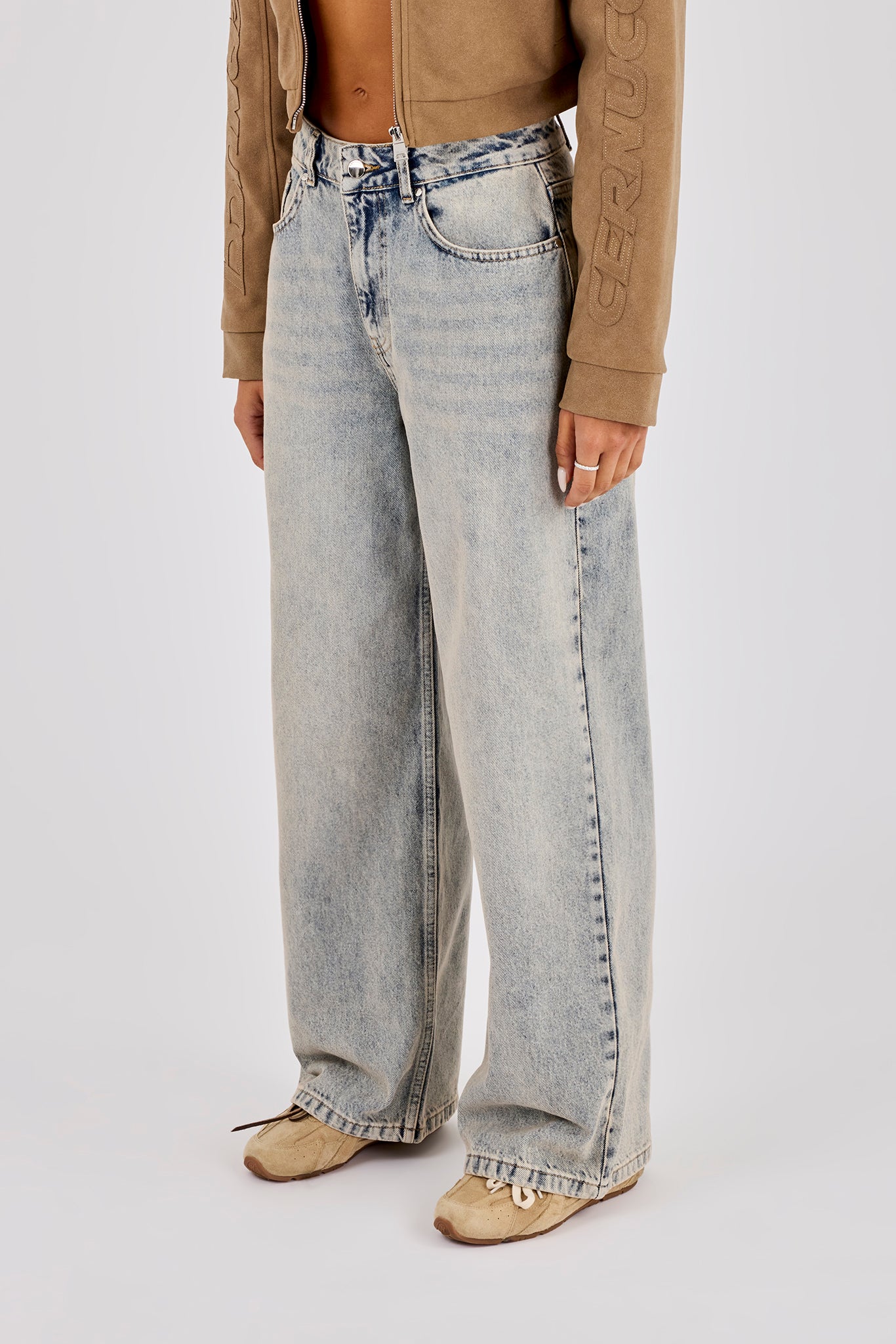 Low Rise Baggy Jean - Antique Wash