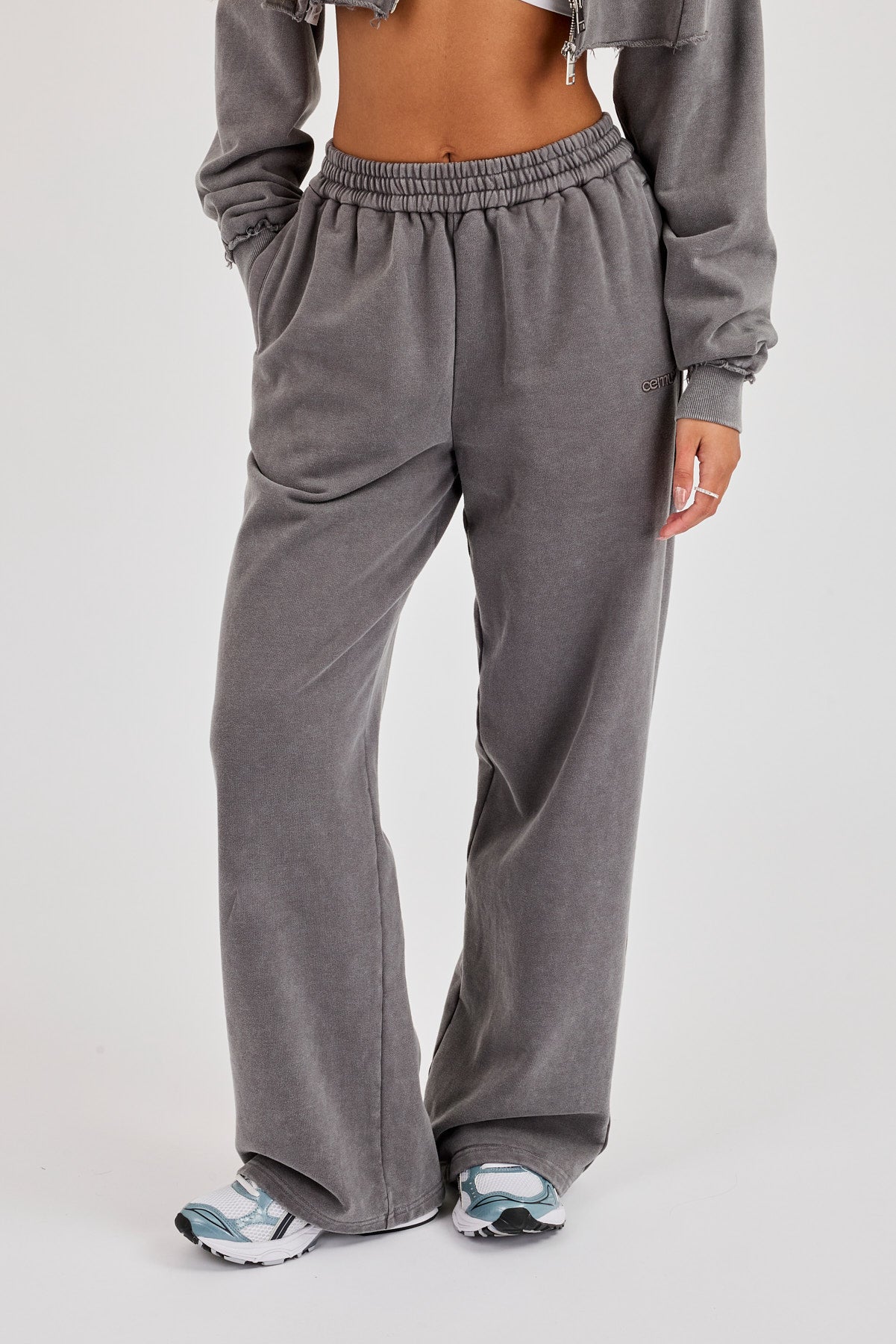 Washed Logo Wide Leg Jogger - Grey