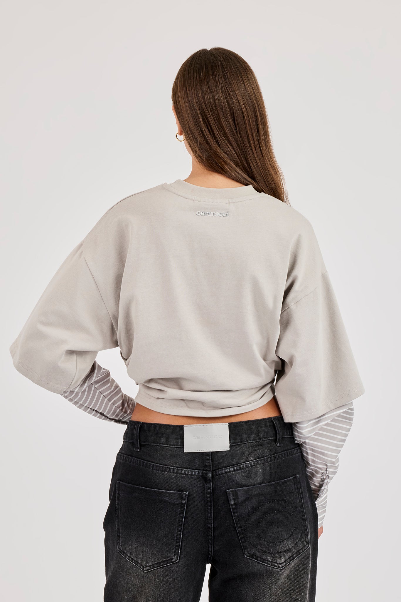 Kurzes Oversized T-Shirt mit Lagen-Shirt - Hellgrau