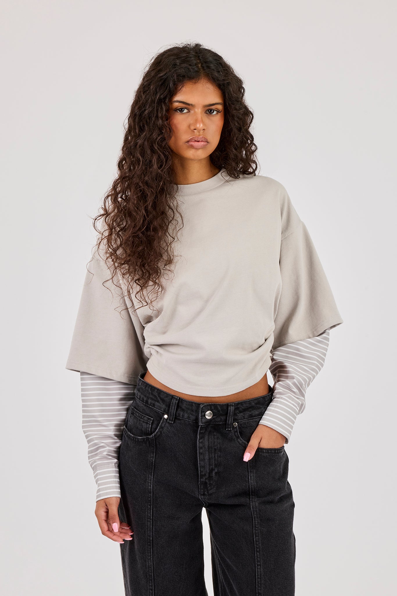 Cropped Oversized T-Shirt With Layered Shirt - Light Grey