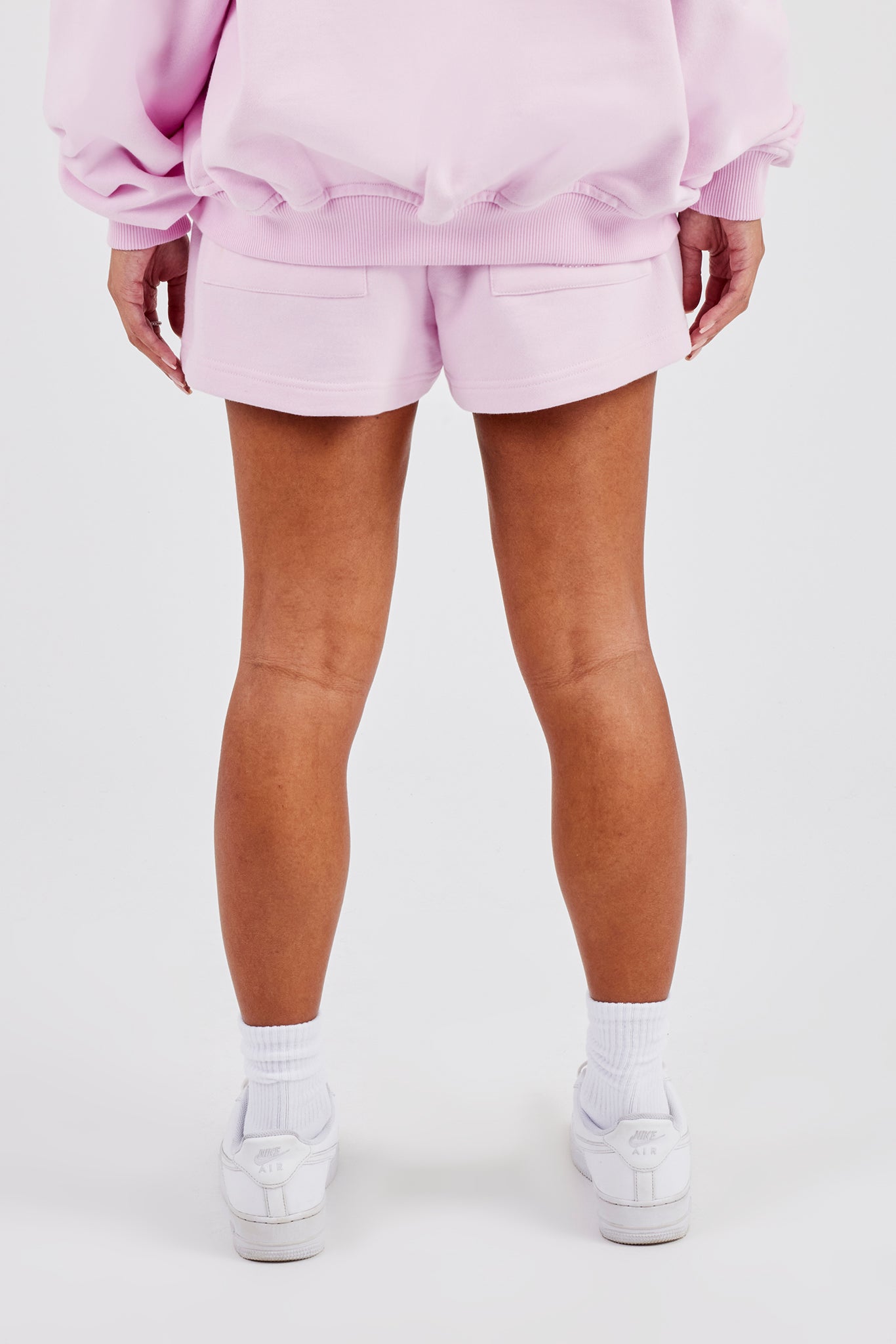 Shorts mit C-Stickerei - Rosa