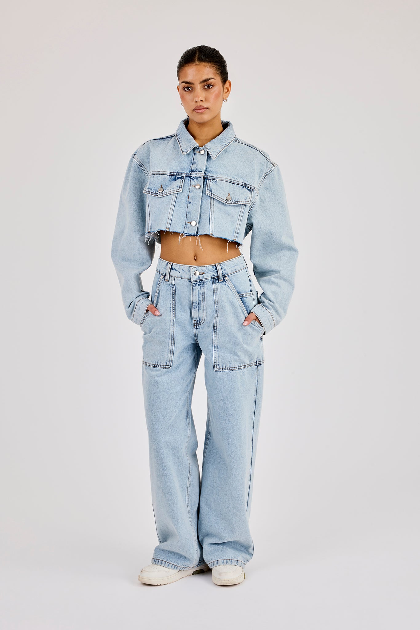 Super Cropped Denim Jacket & Pocket Detail Jean - Light Blue