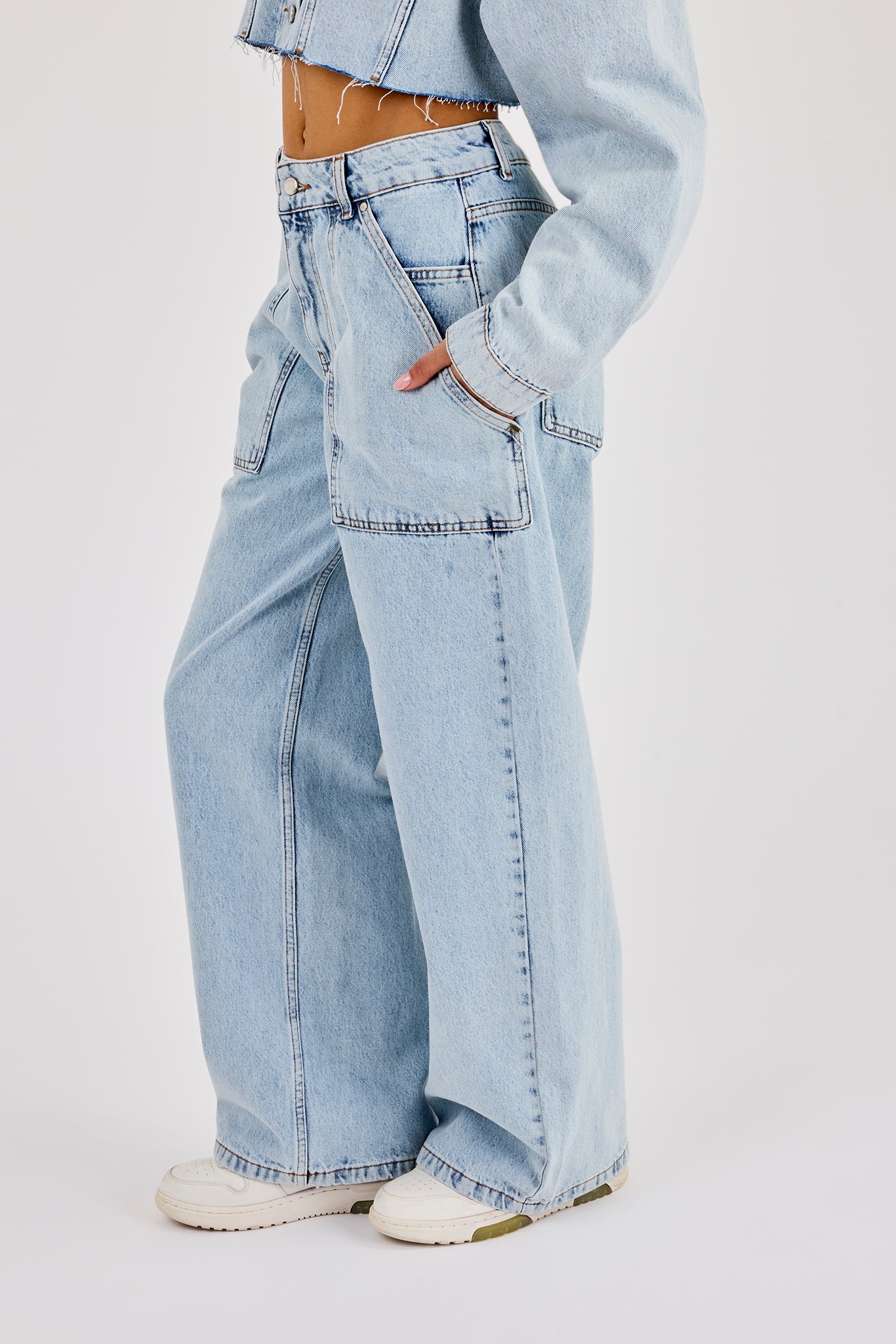 Baggy Pocket Detail Jean - Light Blue