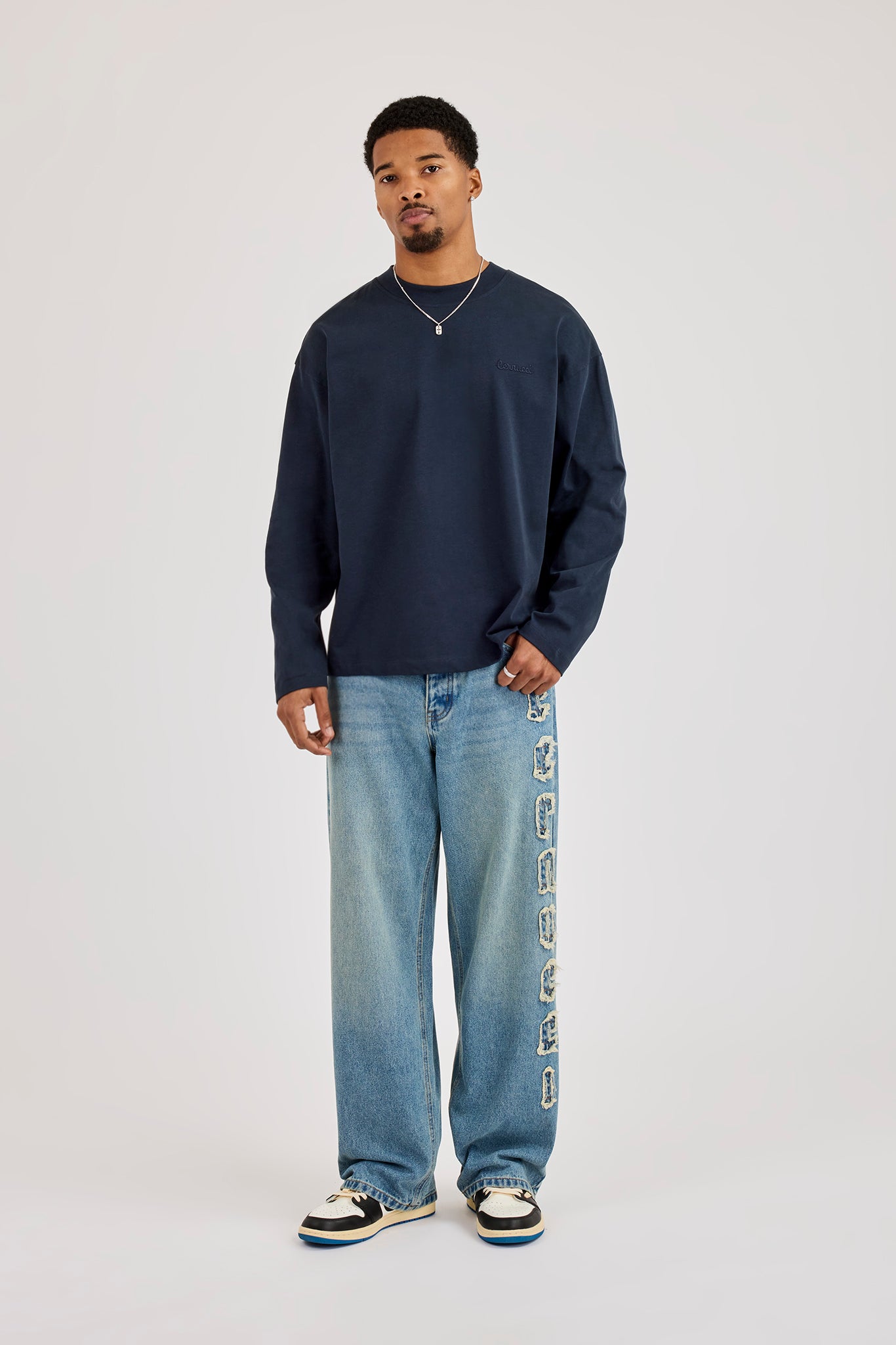 Long Sleeve Embroidered T-Shirt - Navy