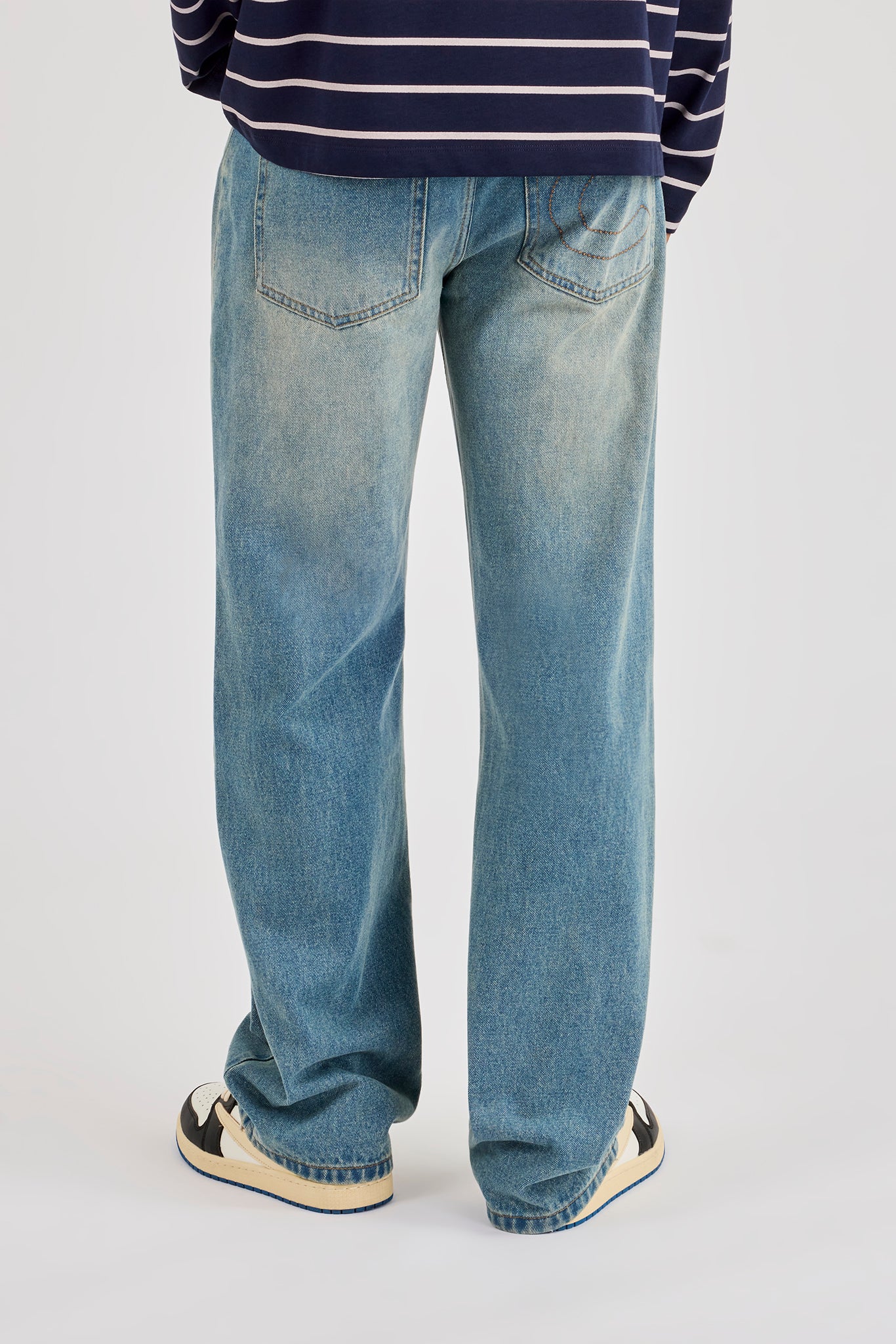 Mens Relaxed Jean - Antique Wash