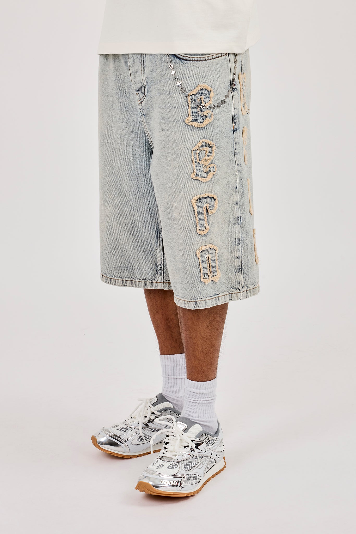 Logo Applique Denim Jorts & 10mm Cernucci Motif Jean Chain - Antique Wash